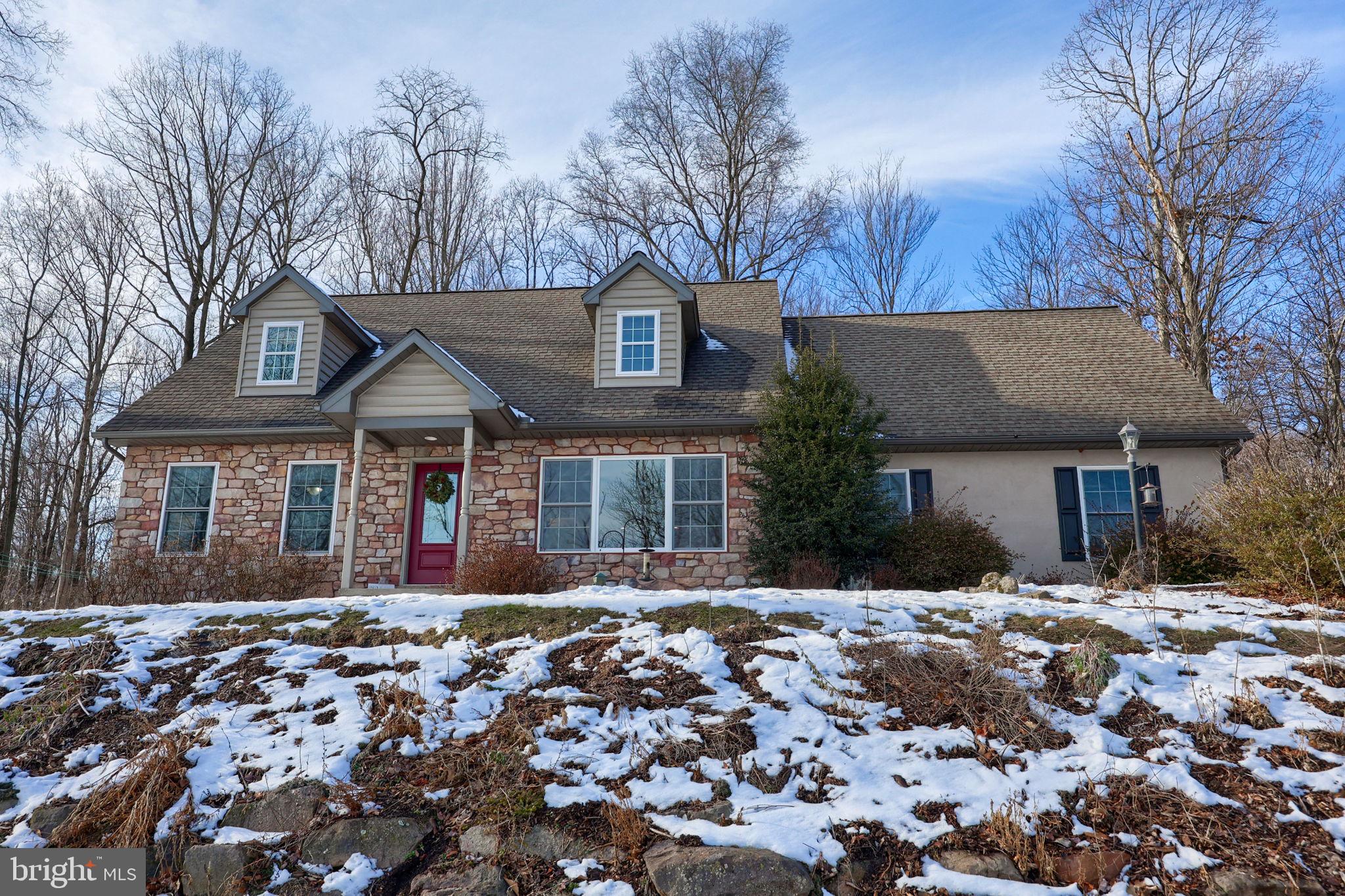 570 MOUNTAIN TOP DRIVE