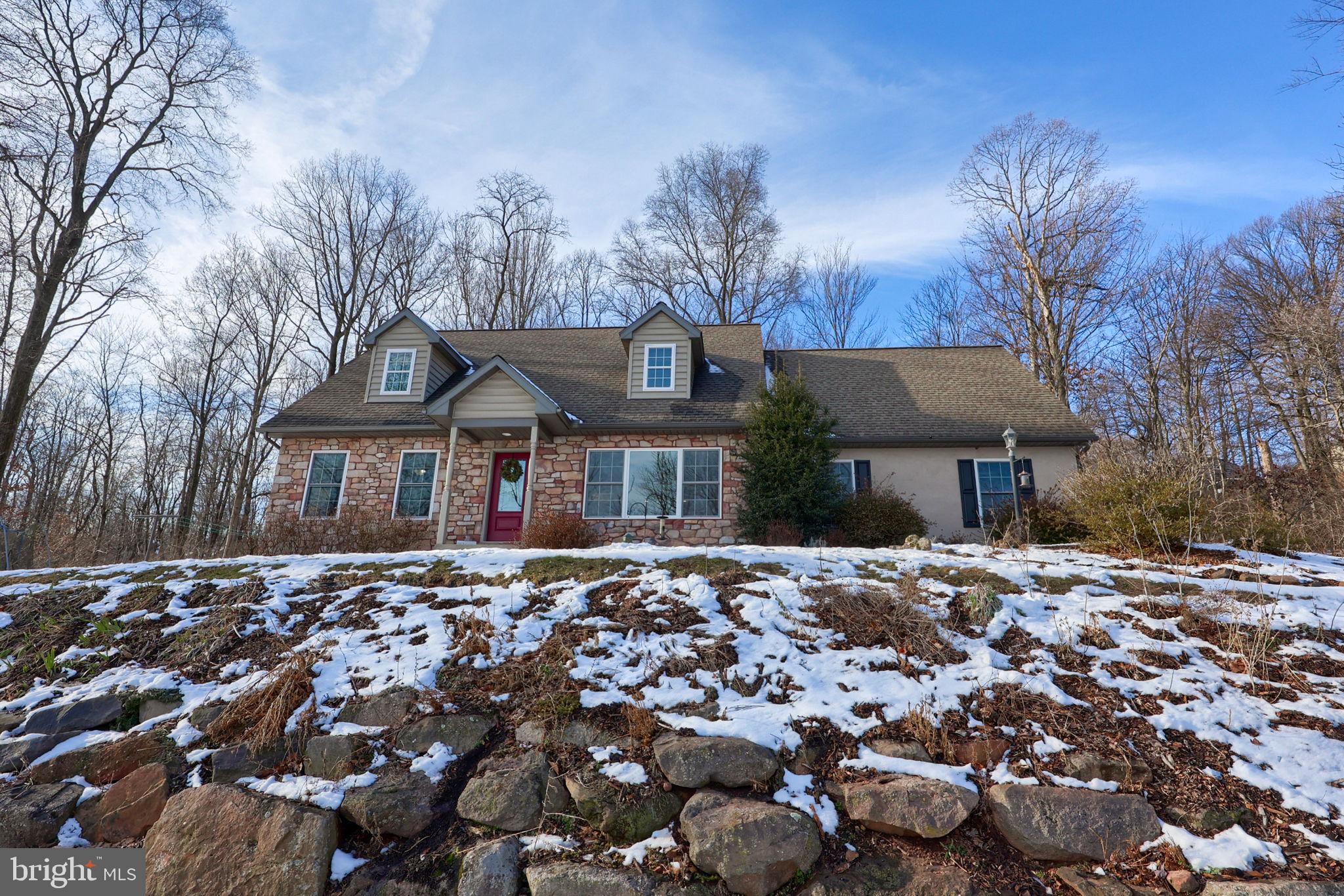 570 MOUNTAIN TOP DRIVE