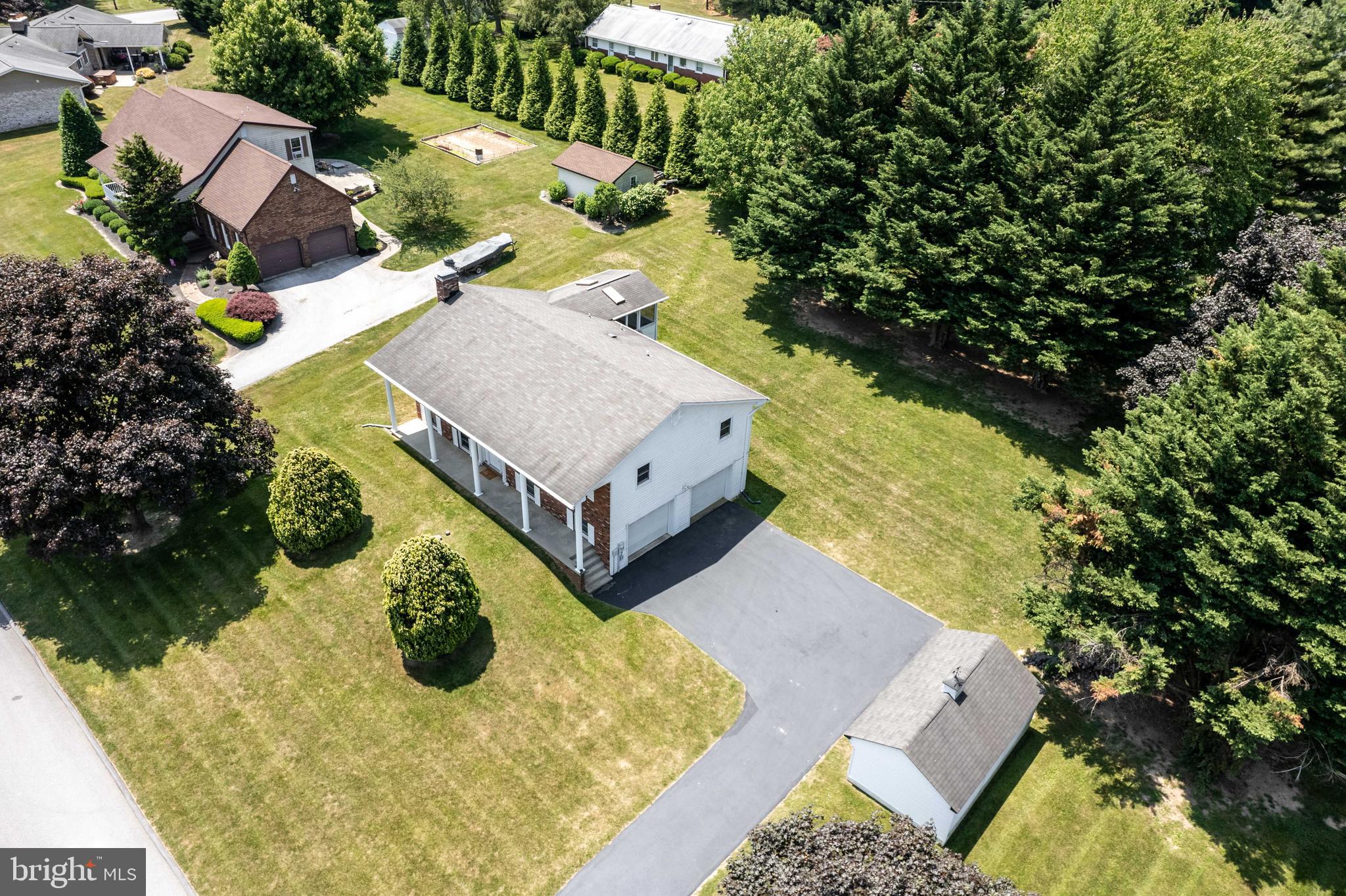 KEMPFIELD - Residential