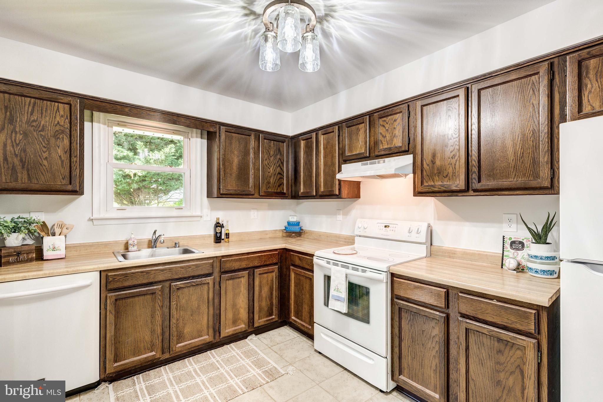 KEMPFIELD - Residential