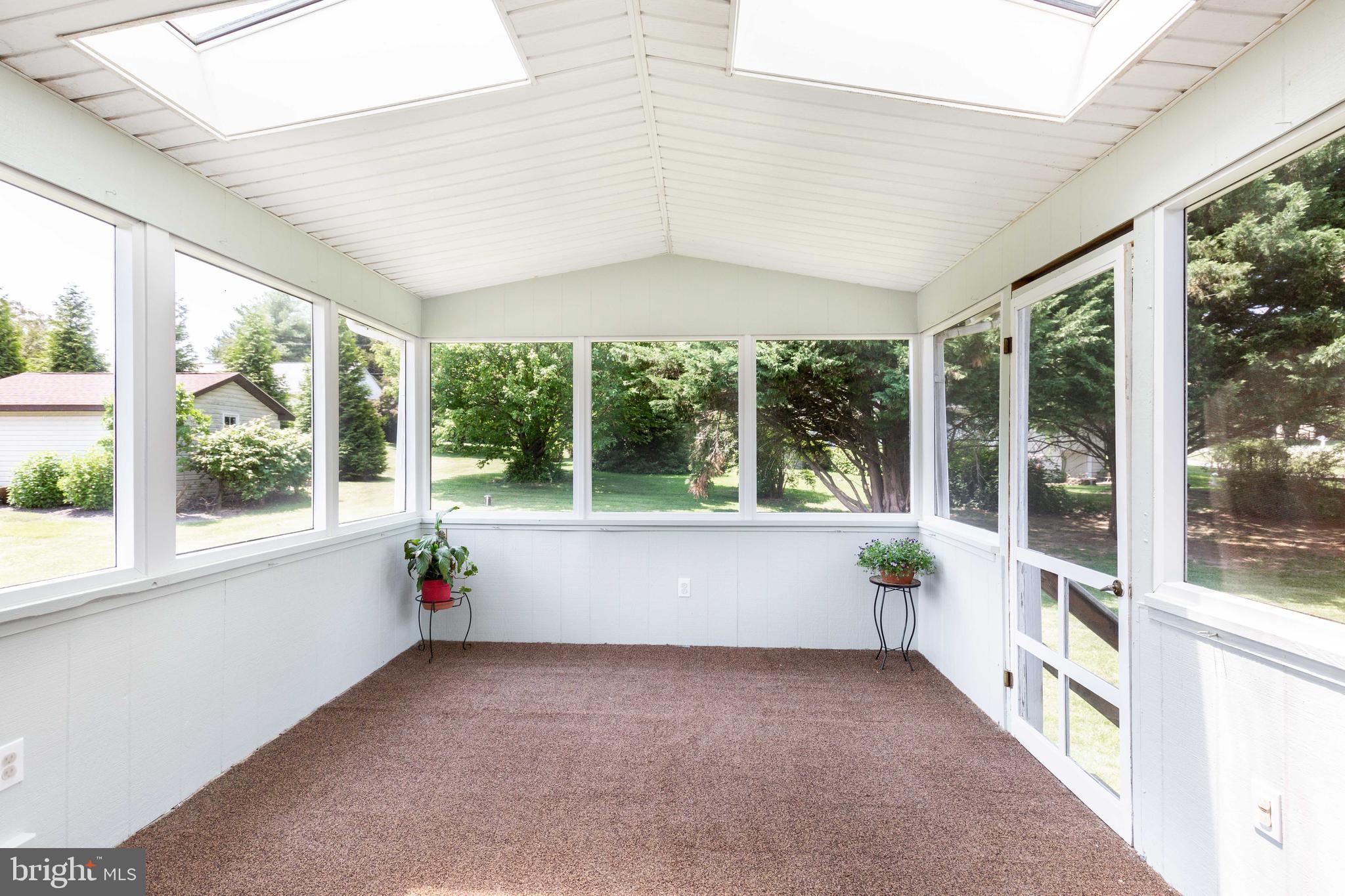 KEMPFIELD - Residential