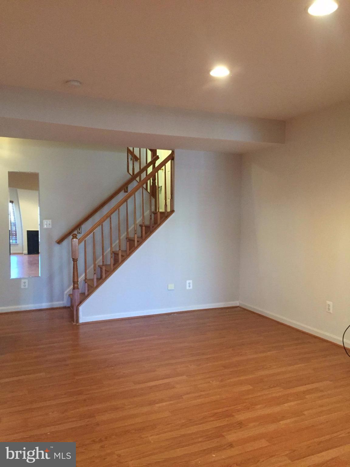 SOUTH RIDING - Residential Lease