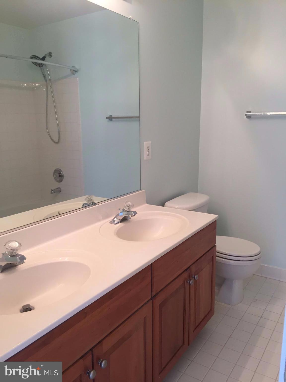 SOUTH RIDING - Residential Lease