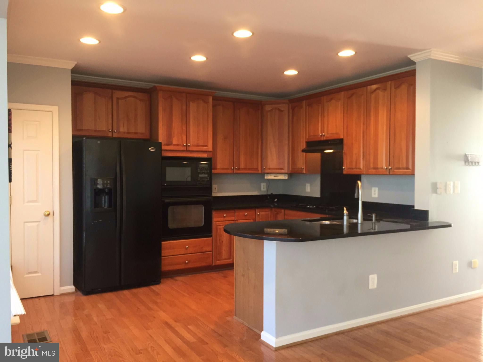 SOUTH RIDING - Residential Lease