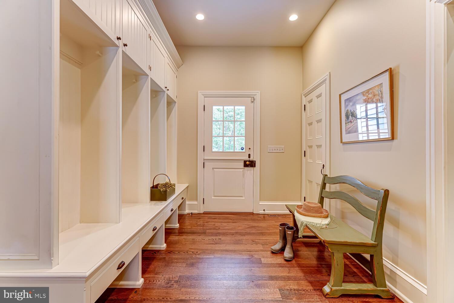 HILLOCH MANOR - Residential