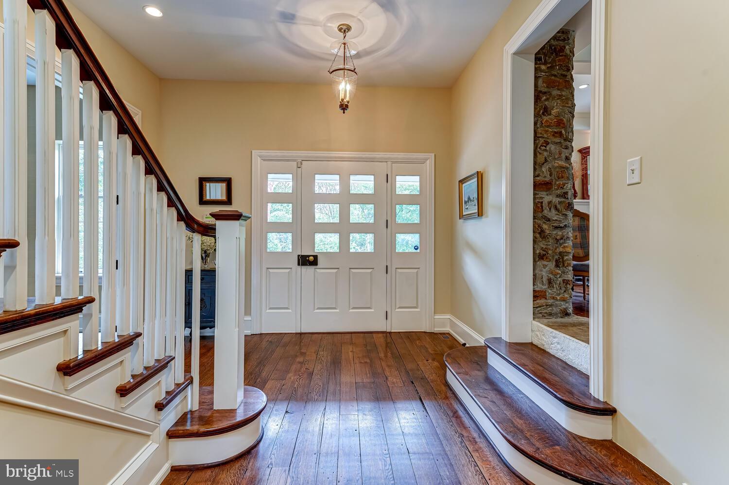 HILLOCH MANOR - Residential