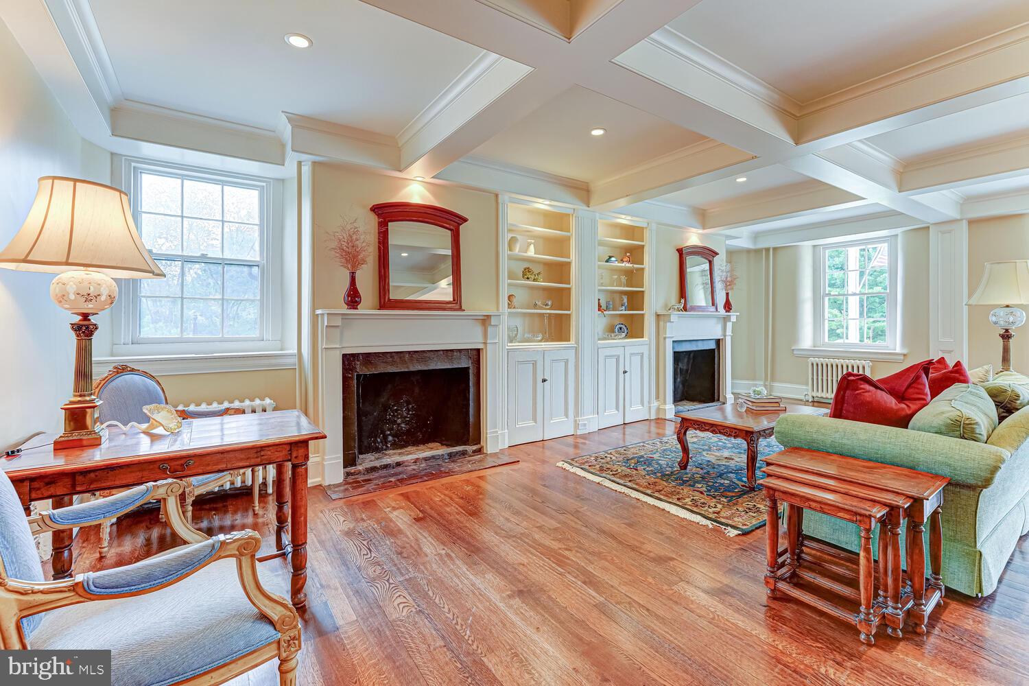 HILLOCH MANOR - Residential