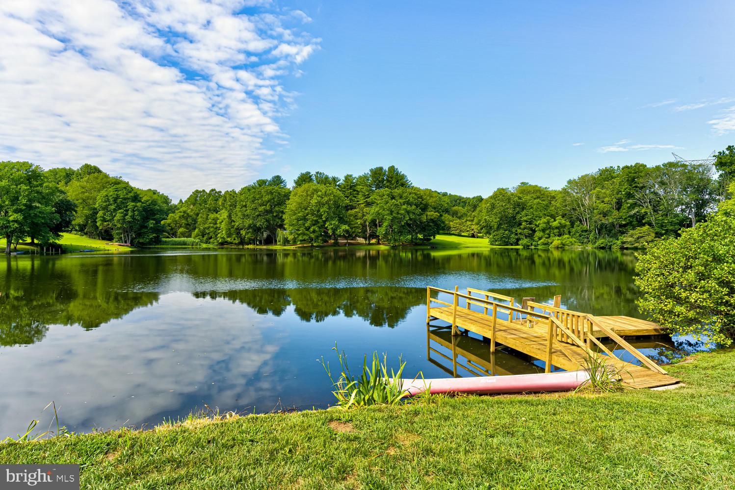 HILLOCH MANOR - Residential