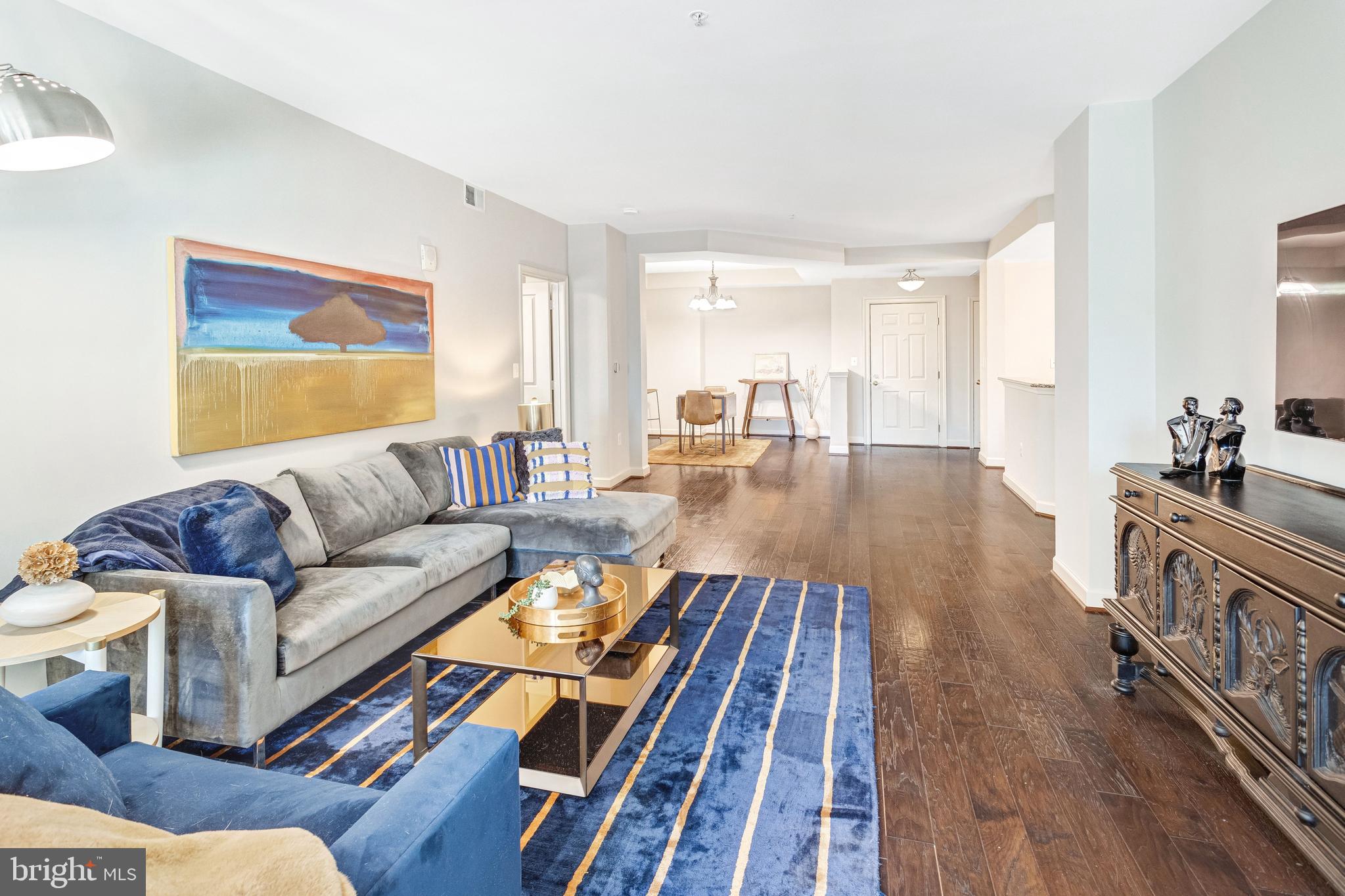 485 HARBOR SIDE STREET 204