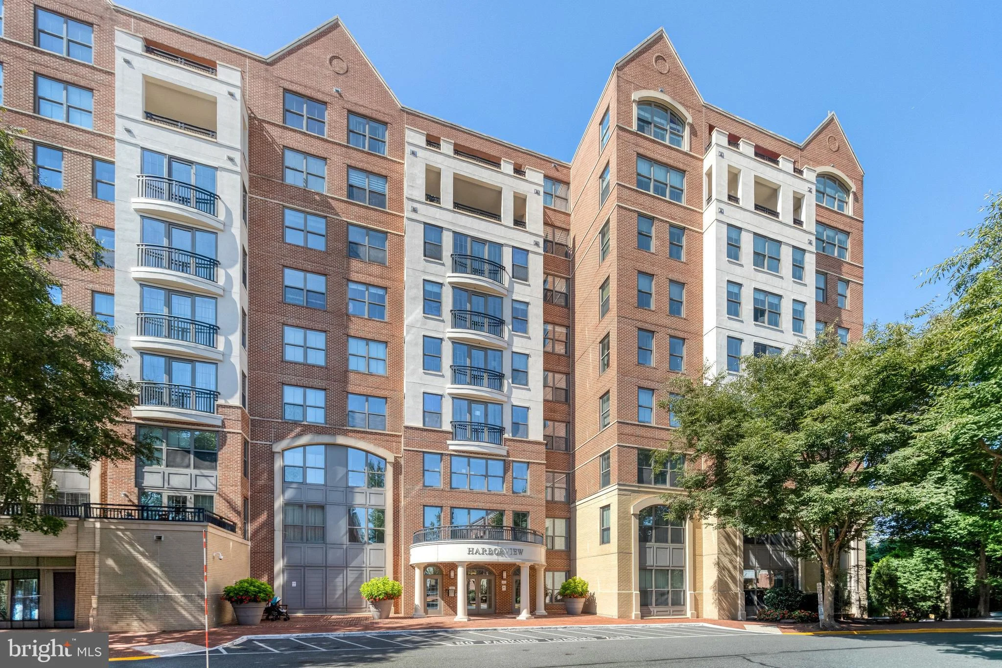 485 Harbor Side Street Unit 204, Woodbridge, VA, 22191