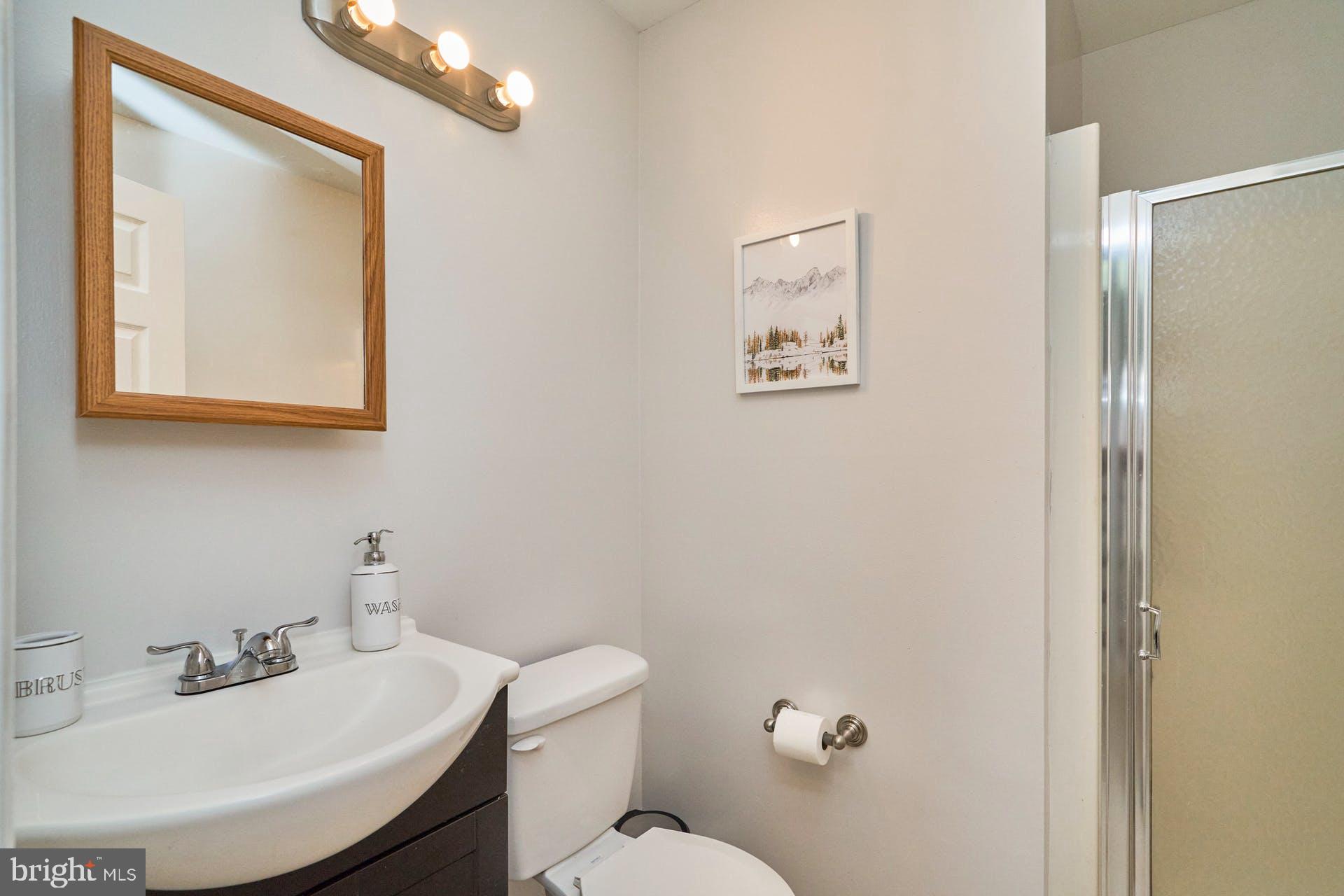 GREENWICH HILL - Residential