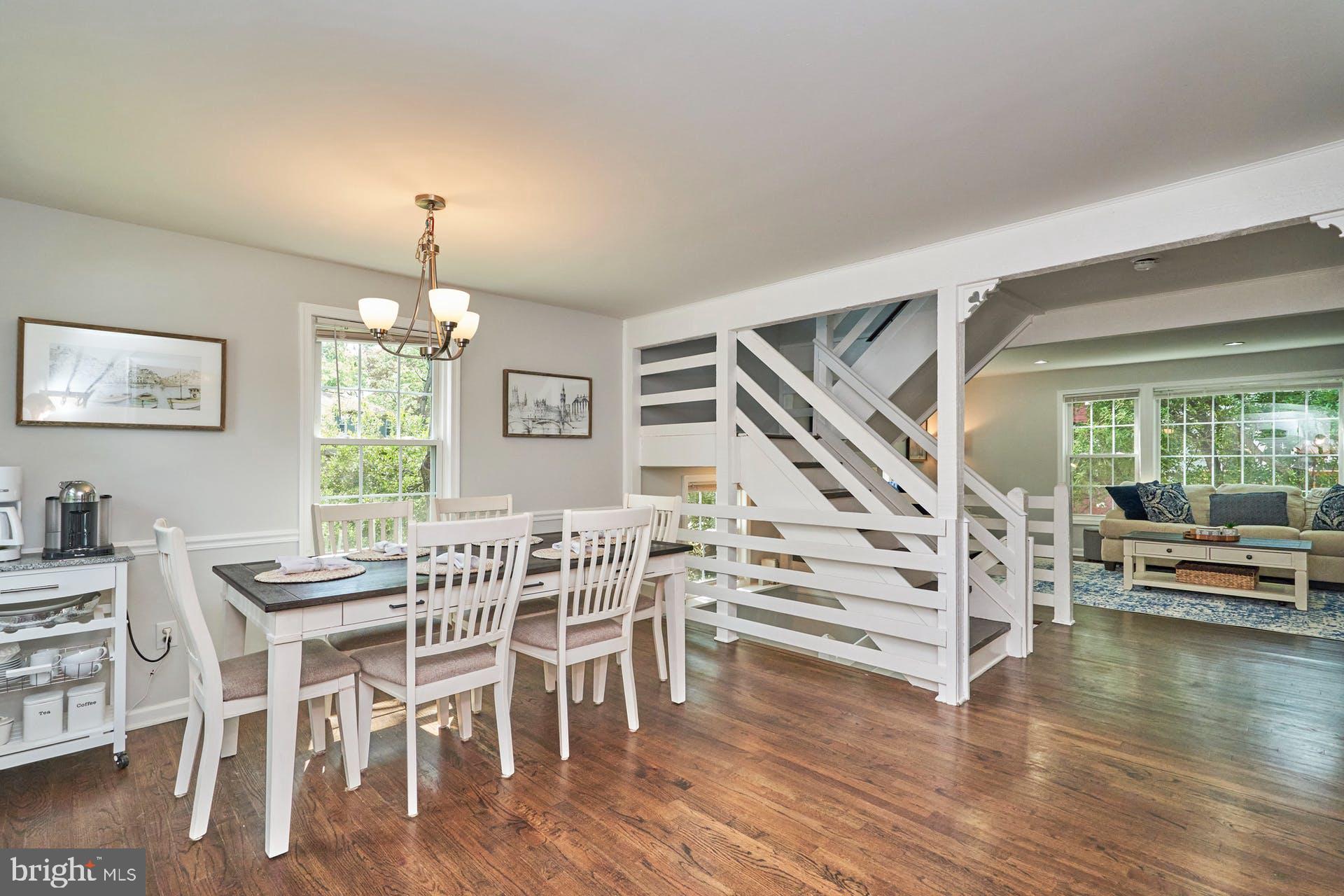 GREENWICH HILL - Residential