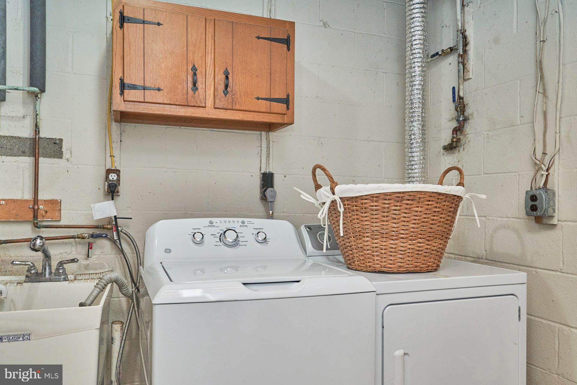 GREENWICH HILL - Residential