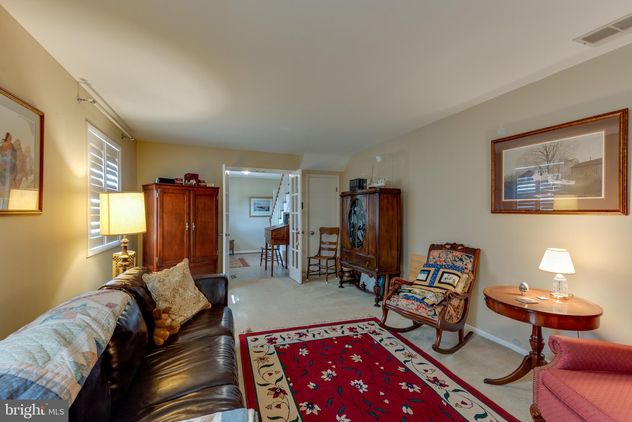 SOCIETY HILL - Residential