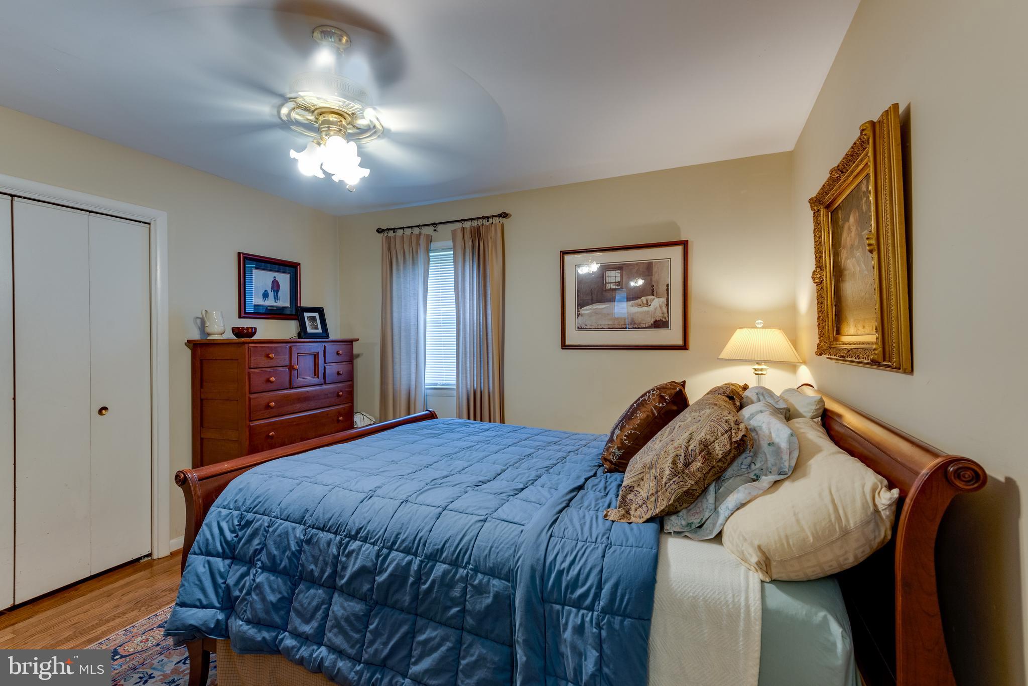 SOCIETY HILL - Residential