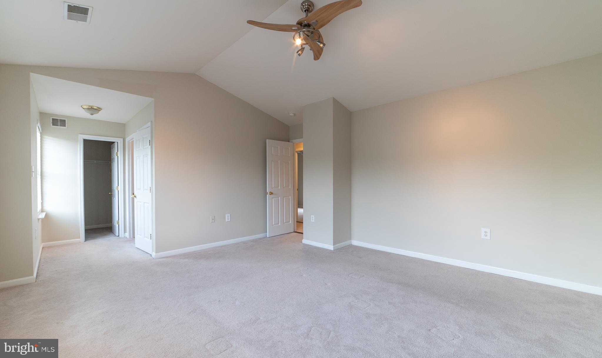 STRAWBERRY HILL EST SUB - Residential