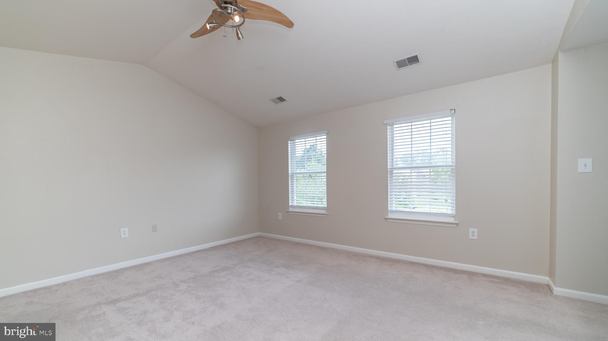 STRAWBERRY HILL EST SUB - Residential