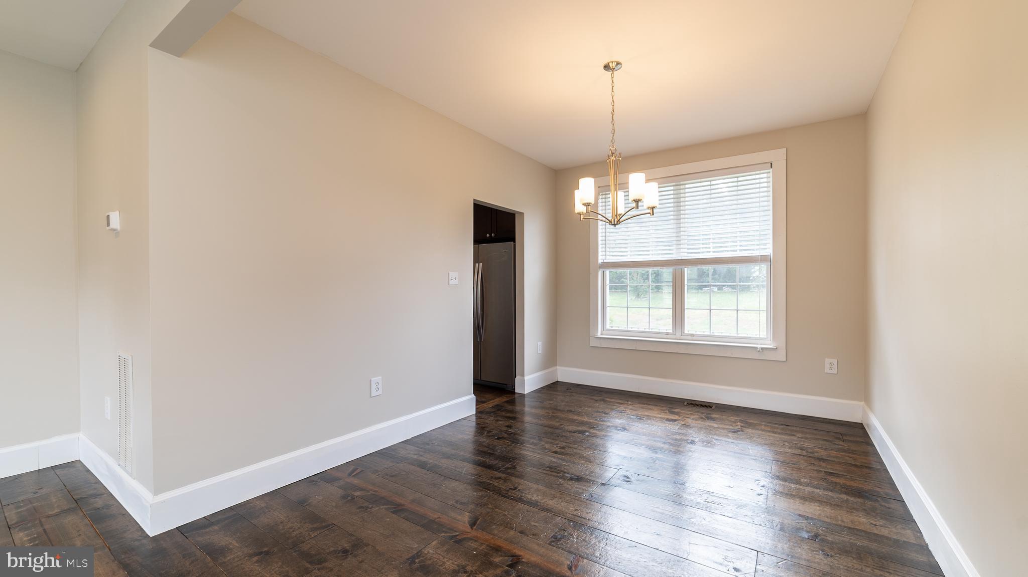 STRAWBERRY HILL EST SUB - Residential