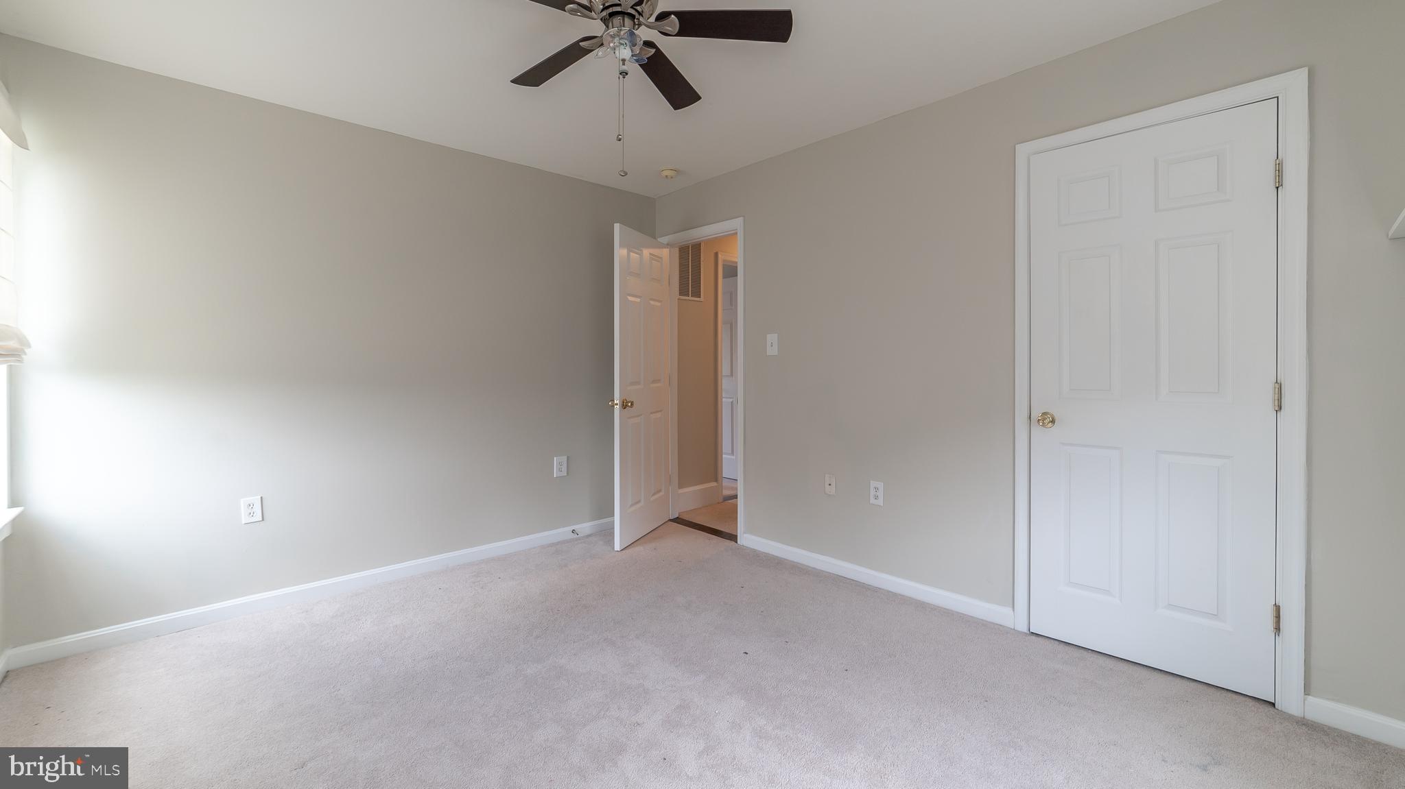 STRAWBERRY HILL EST SUB - Residential