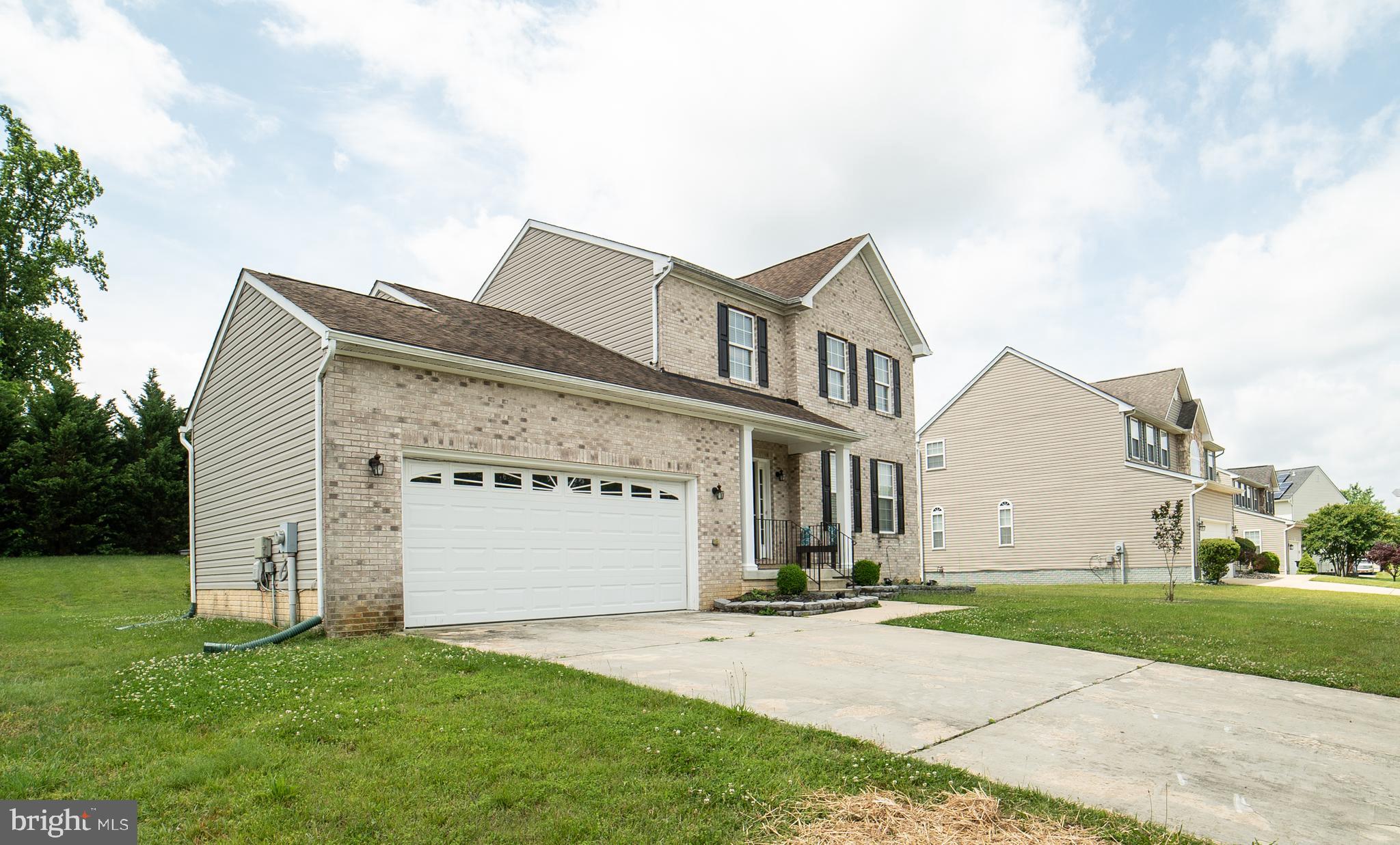 STRAWBERRY HILL EST SUB - Residential