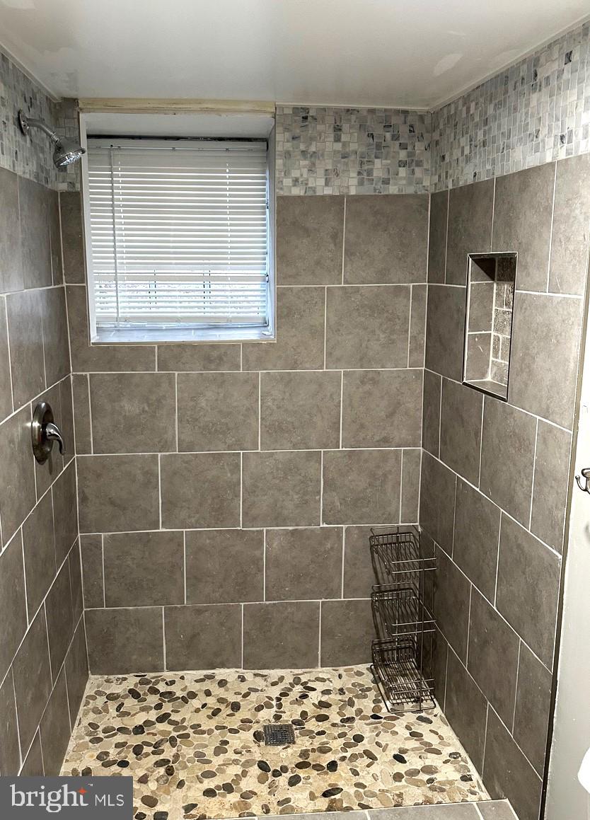 GWYNN OAK - Residential