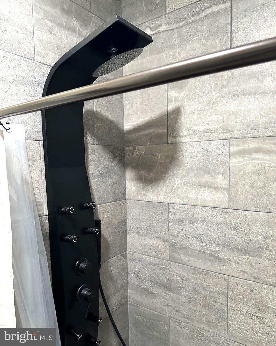 GWYNN OAK - Residential