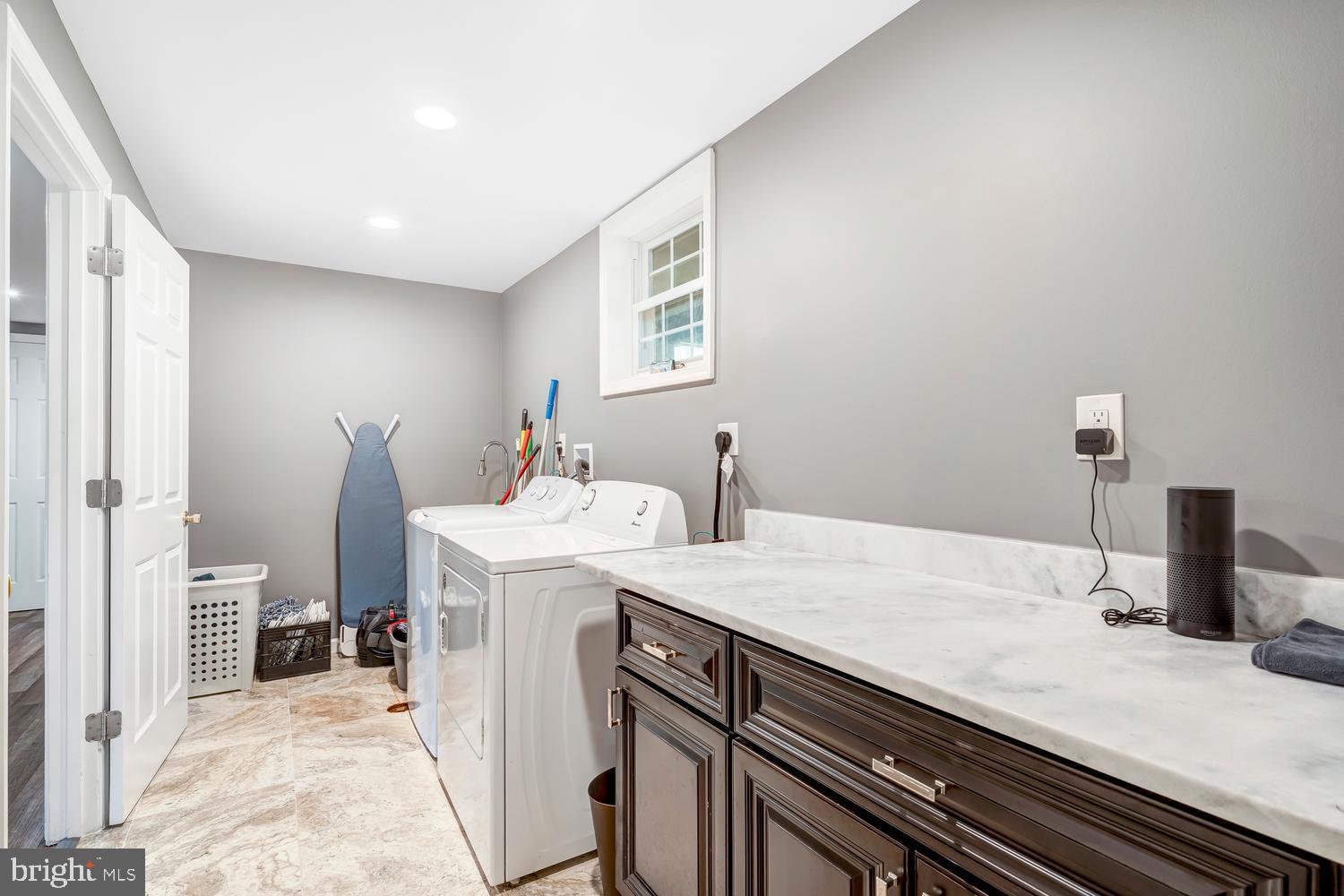 WOODLAWN MANOR - Residential