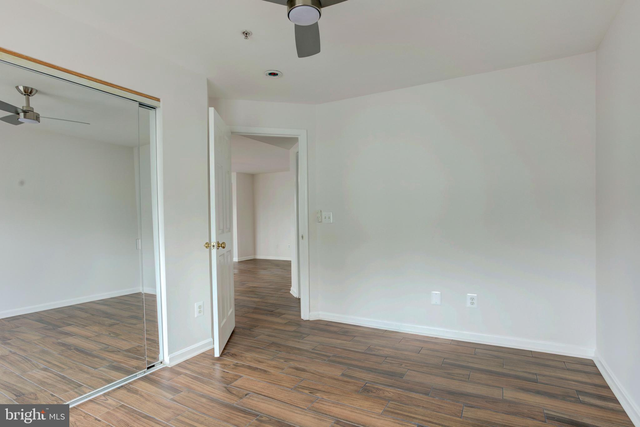 PROSPECT COVE AT LAKESID - Residential