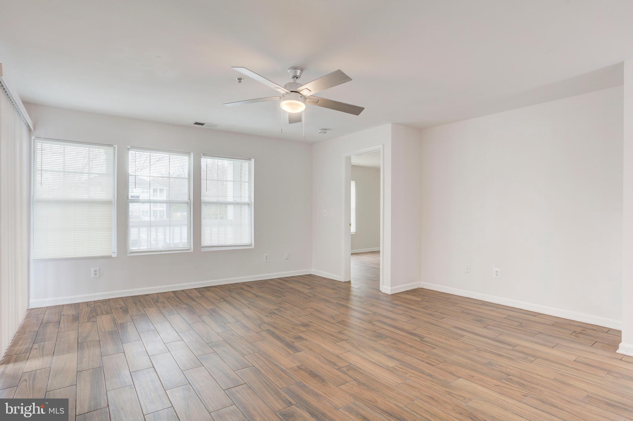 PROSPECT COVE AT LAKESID - Residential