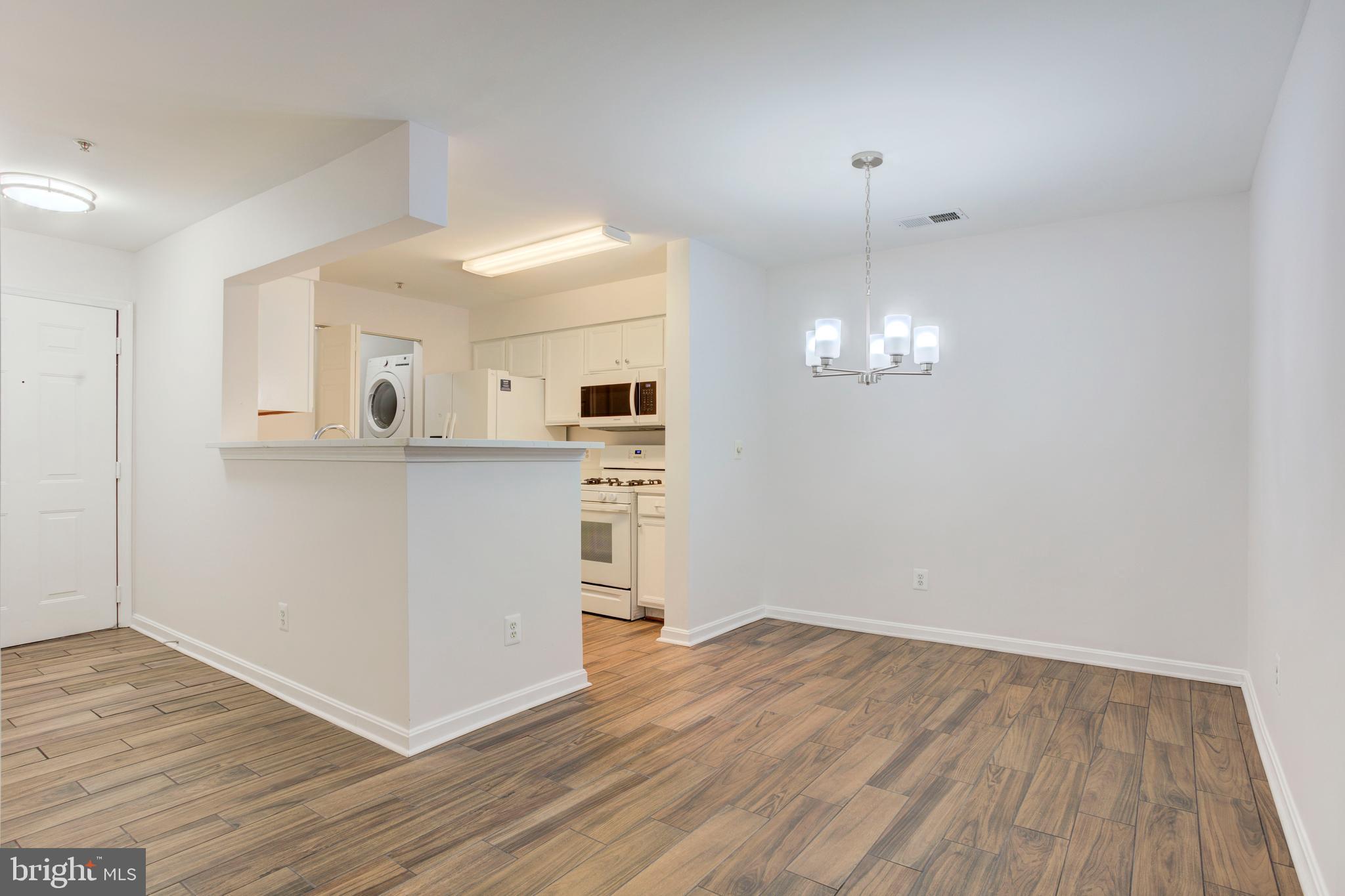 PROSPECT COVE AT LAKESID - Residential