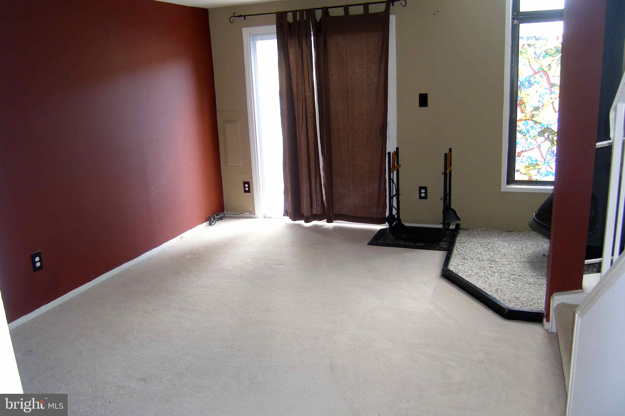 THOMAS CHOICE WEST - Residential Lease