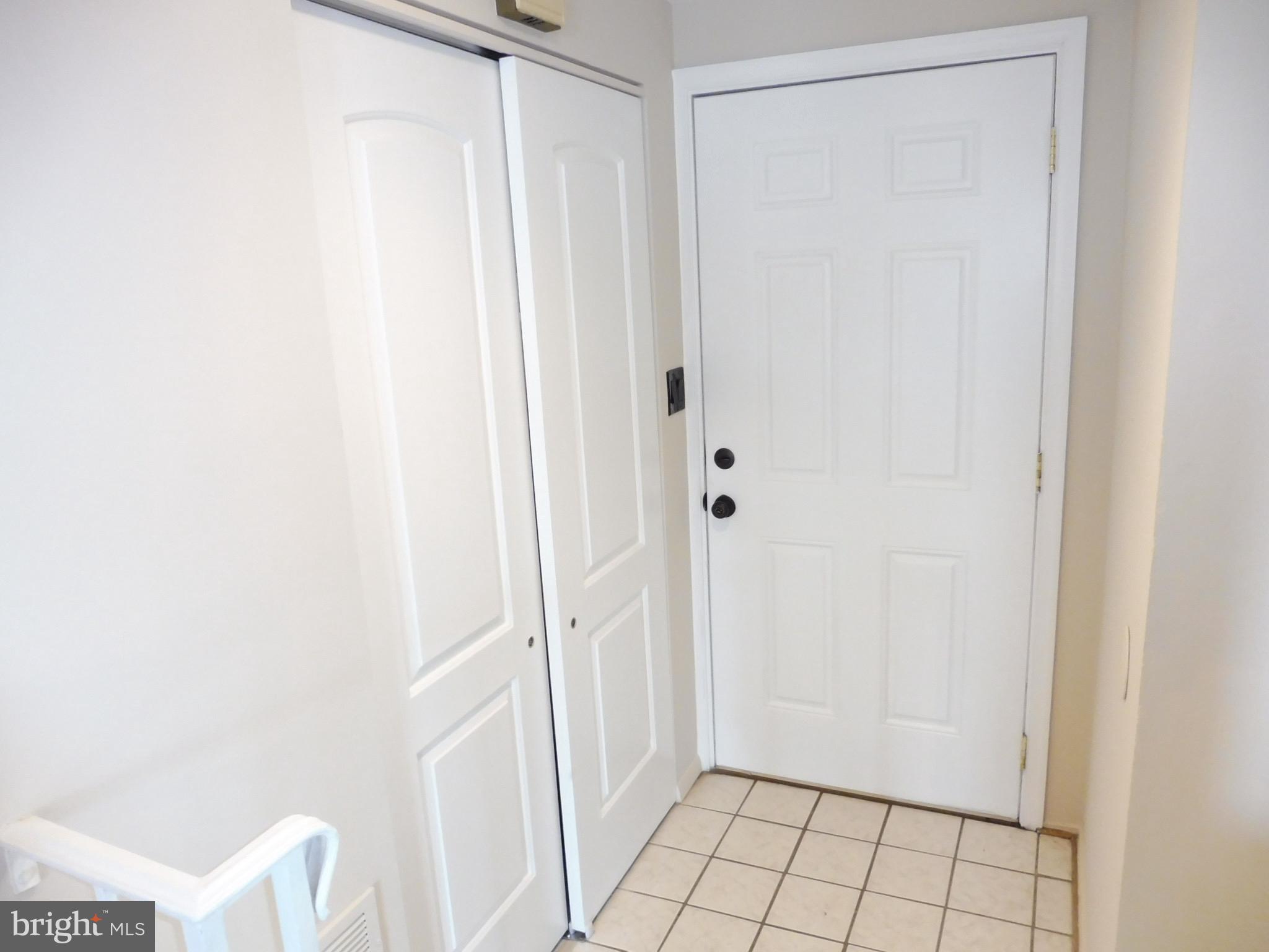 THOMAS CHOICE WEST - Residential Lease