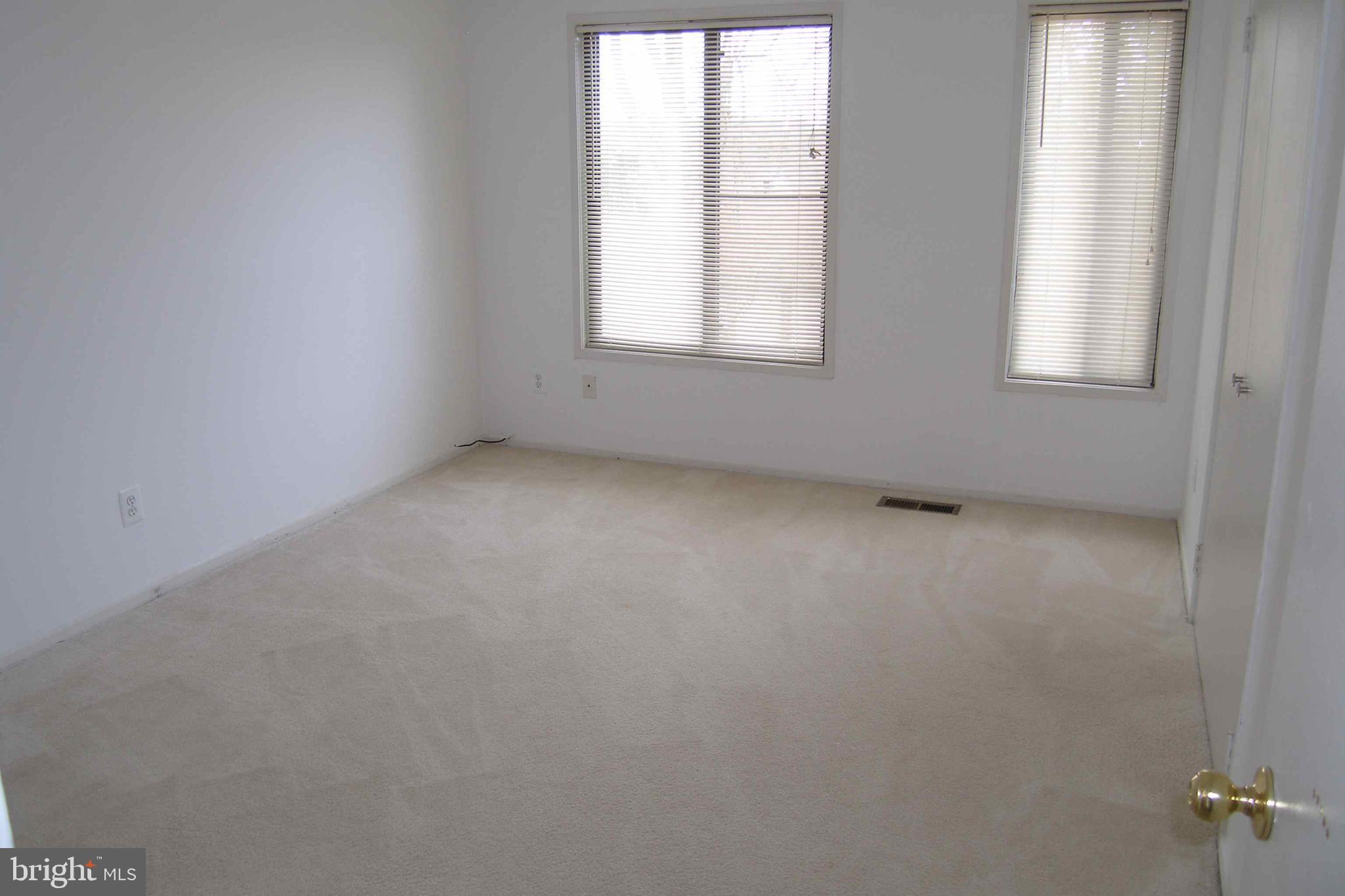 THOMAS CHOICE WEST - Residential Lease