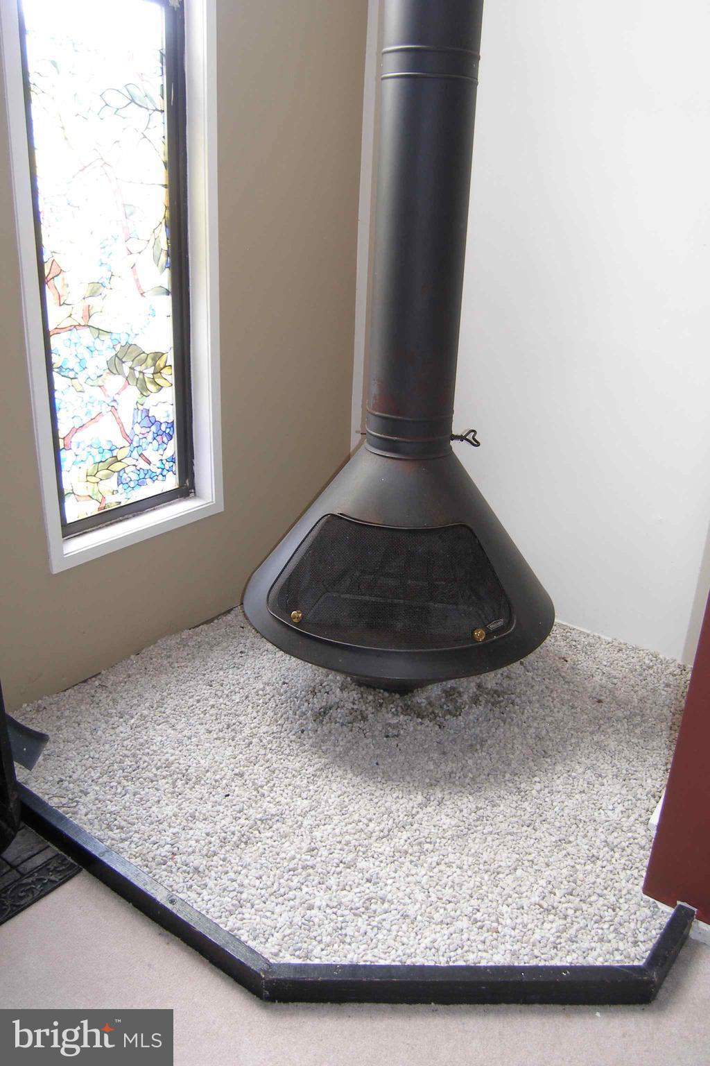 THOMAS CHOICE WEST - Residential Lease