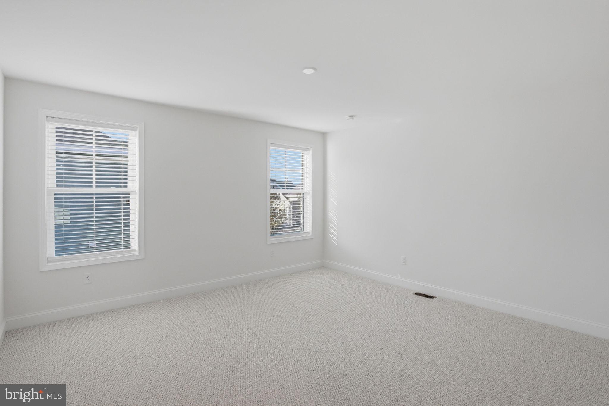 SENATORS - Residential