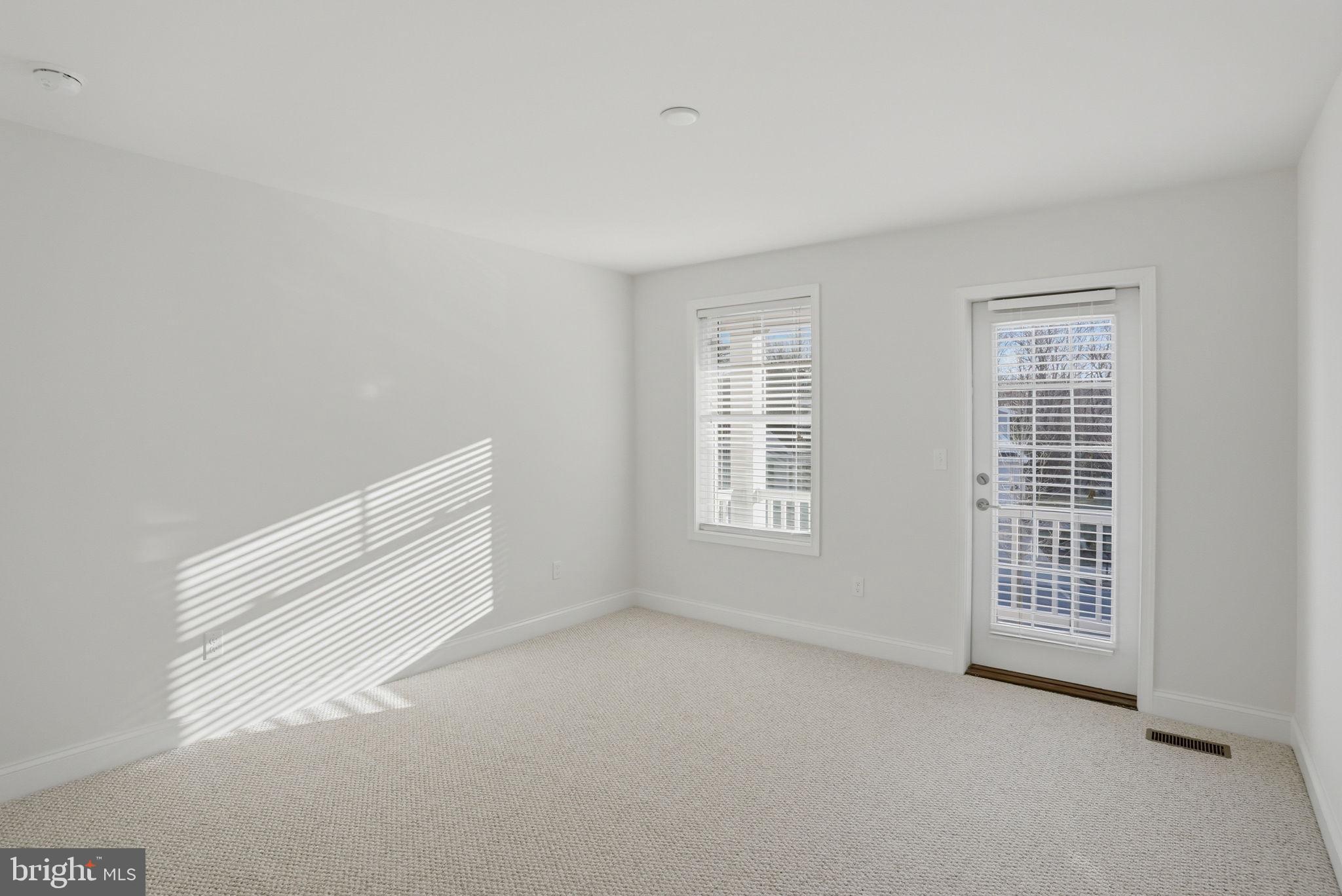 SENATORS - Residential