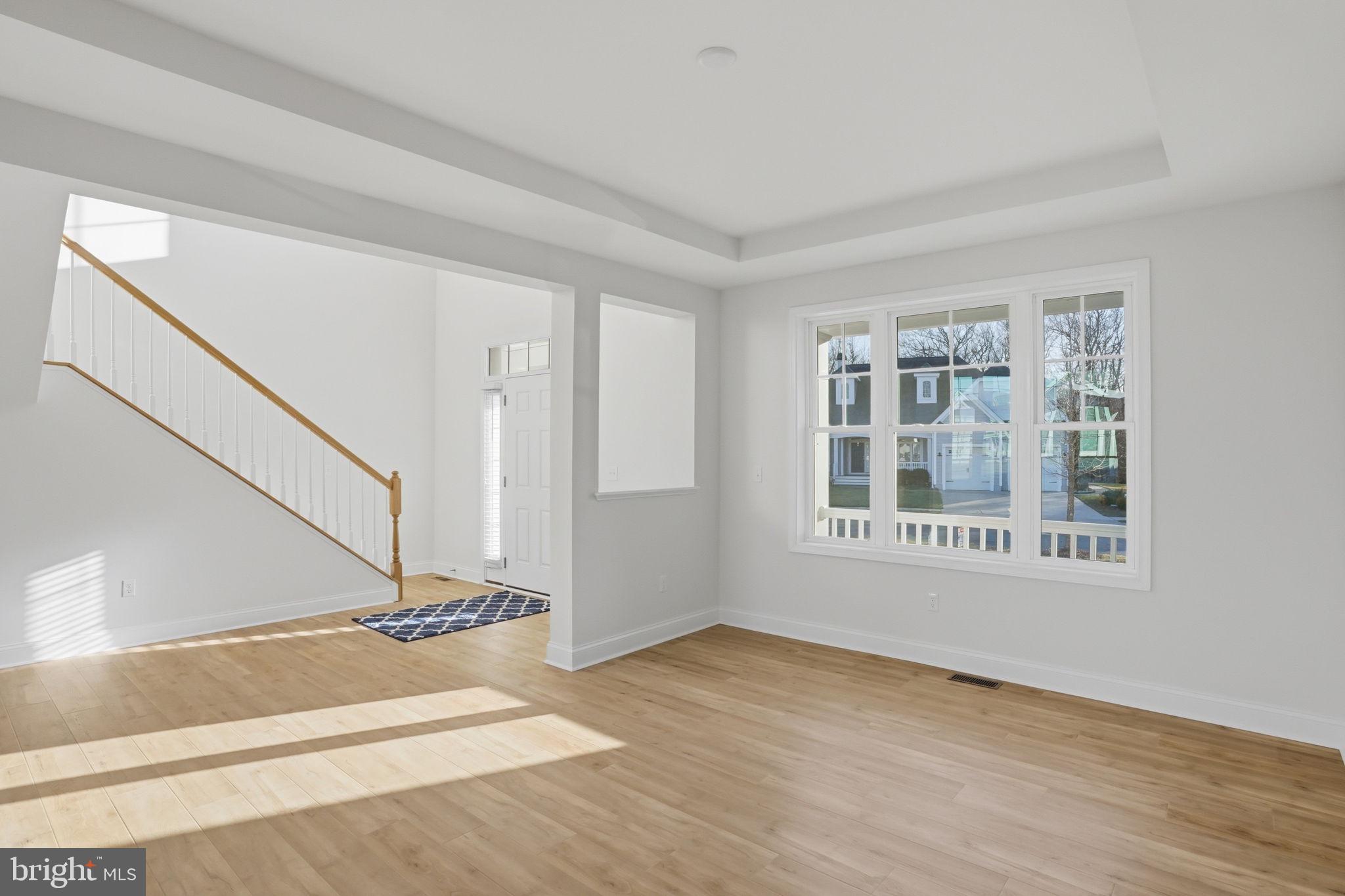 SENATORS - Residential