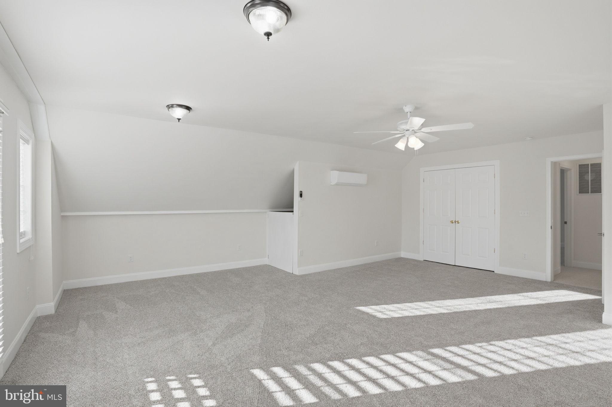 SENATORS - Residential