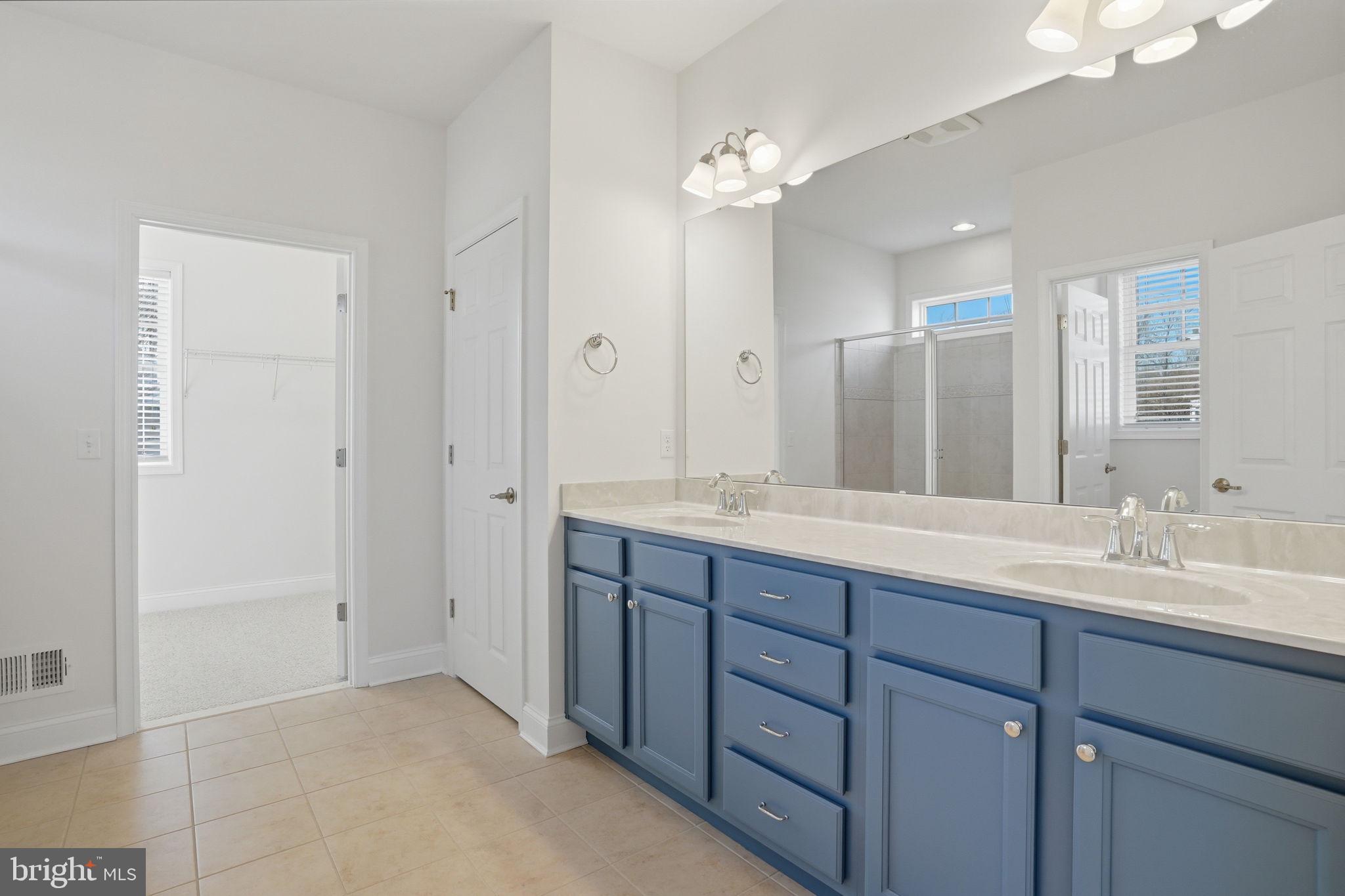 SENATORS - Residential