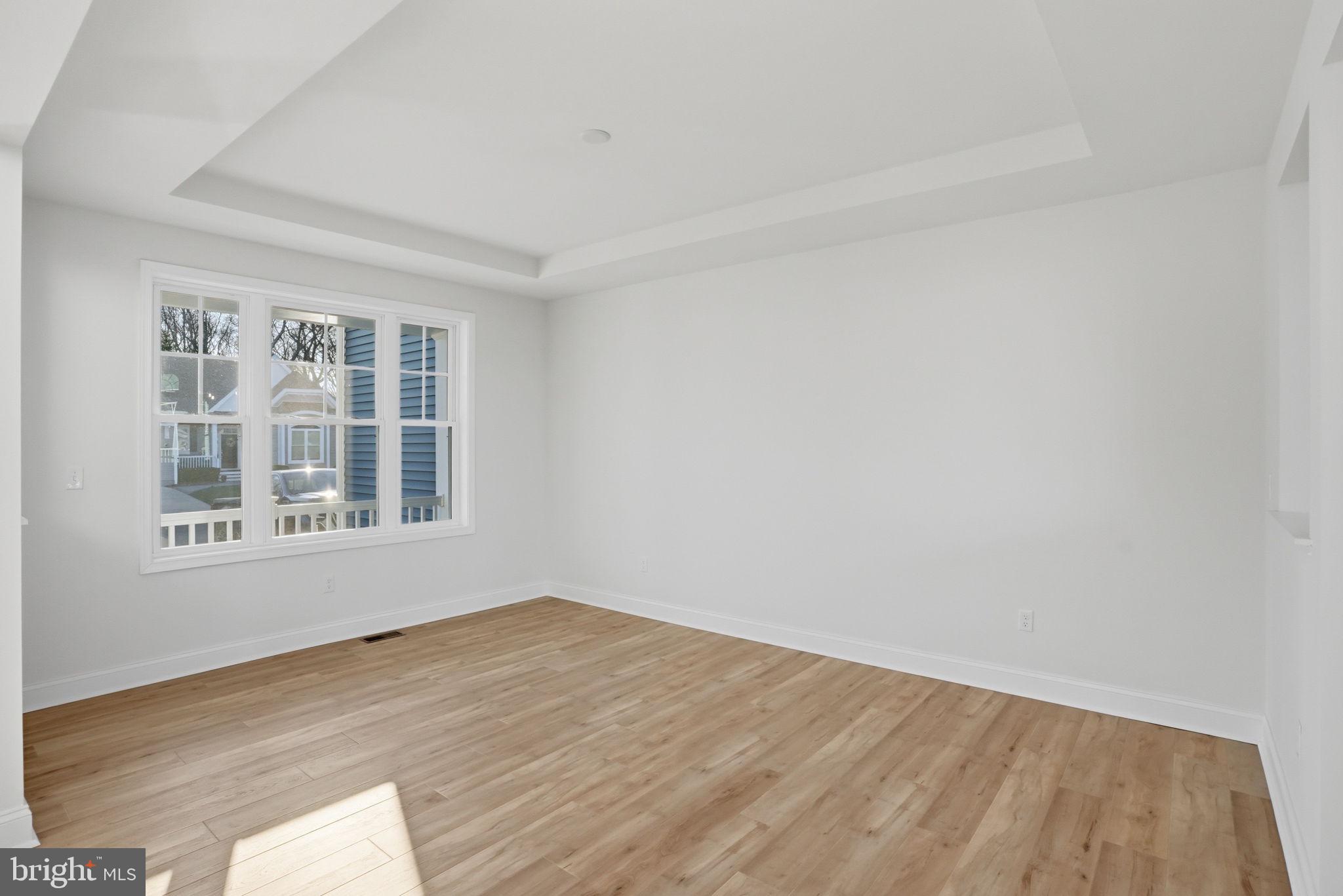 SENATORS - Residential