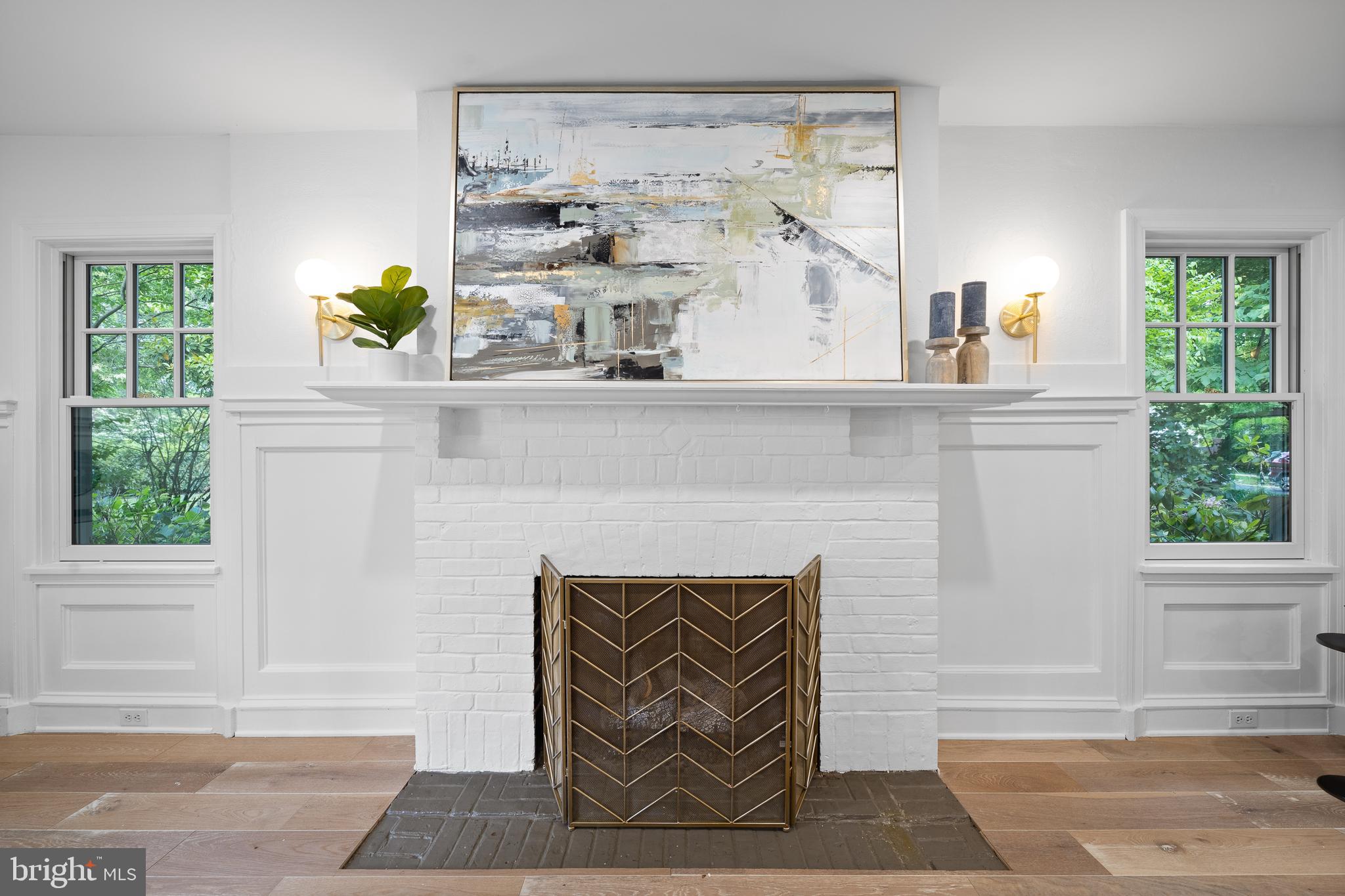 DOWNTOWN WAYNE - Residential