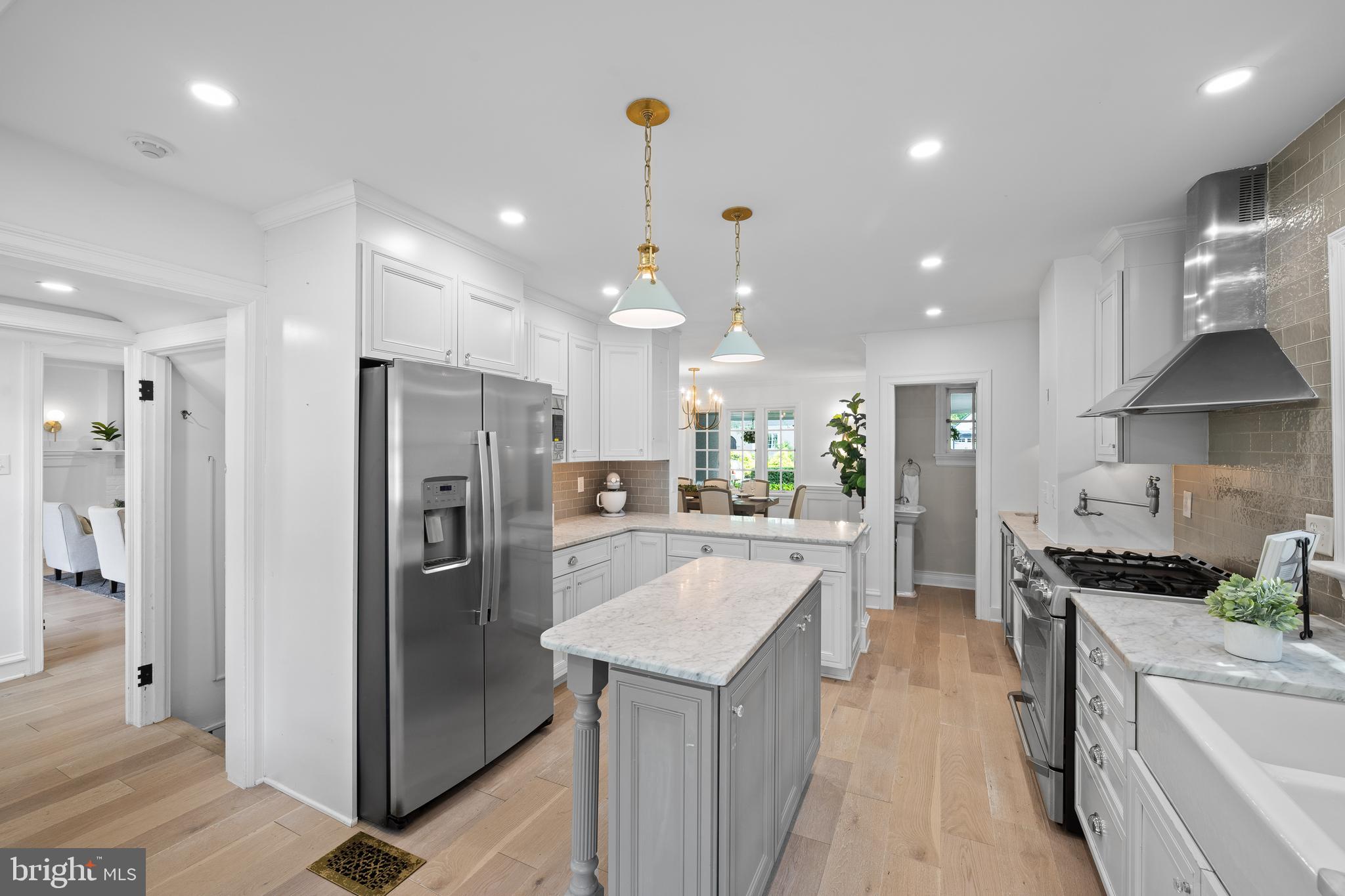 DOWNTOWN WAYNE - Residential