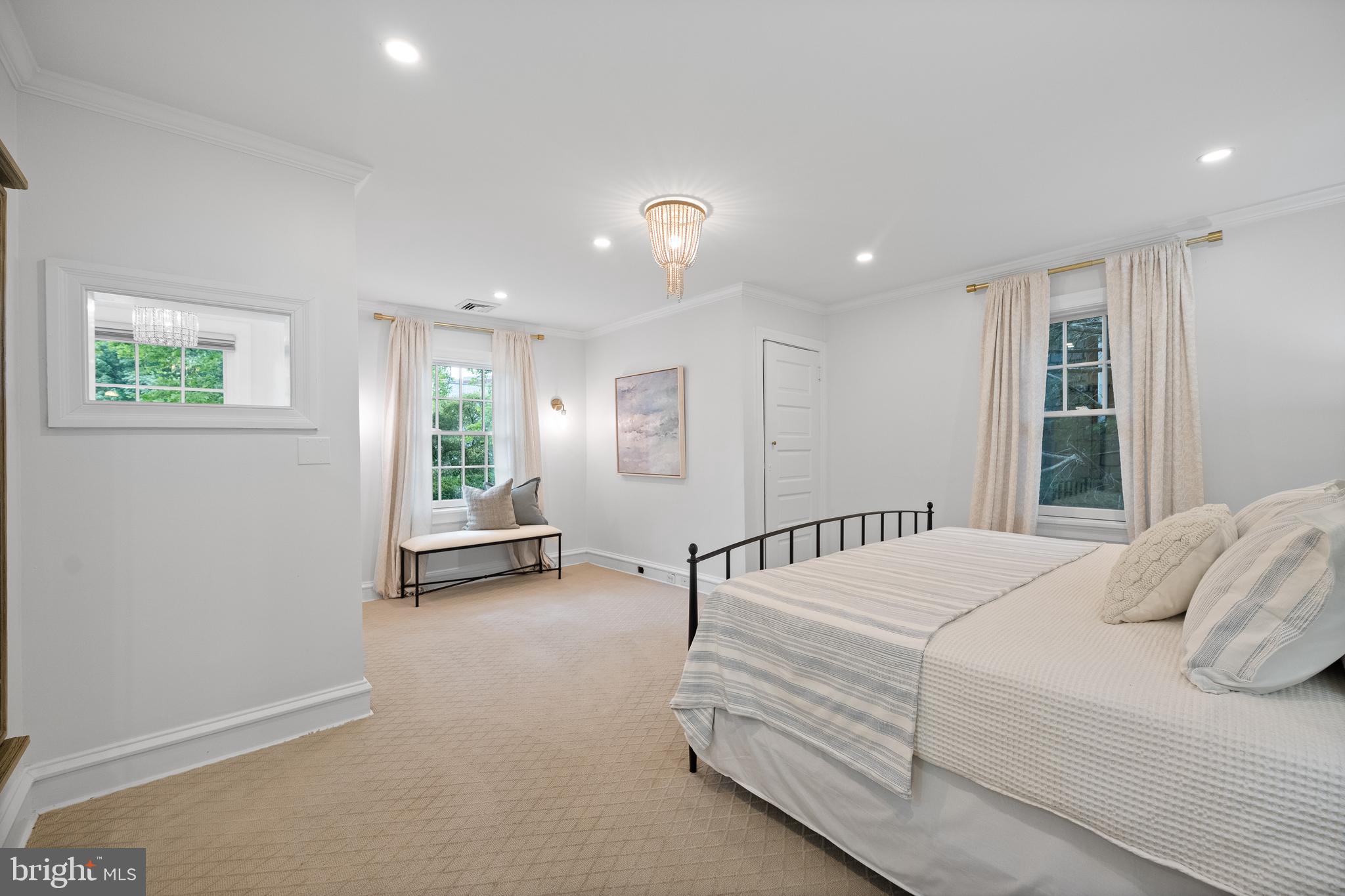 DOWNTOWN WAYNE - Residential