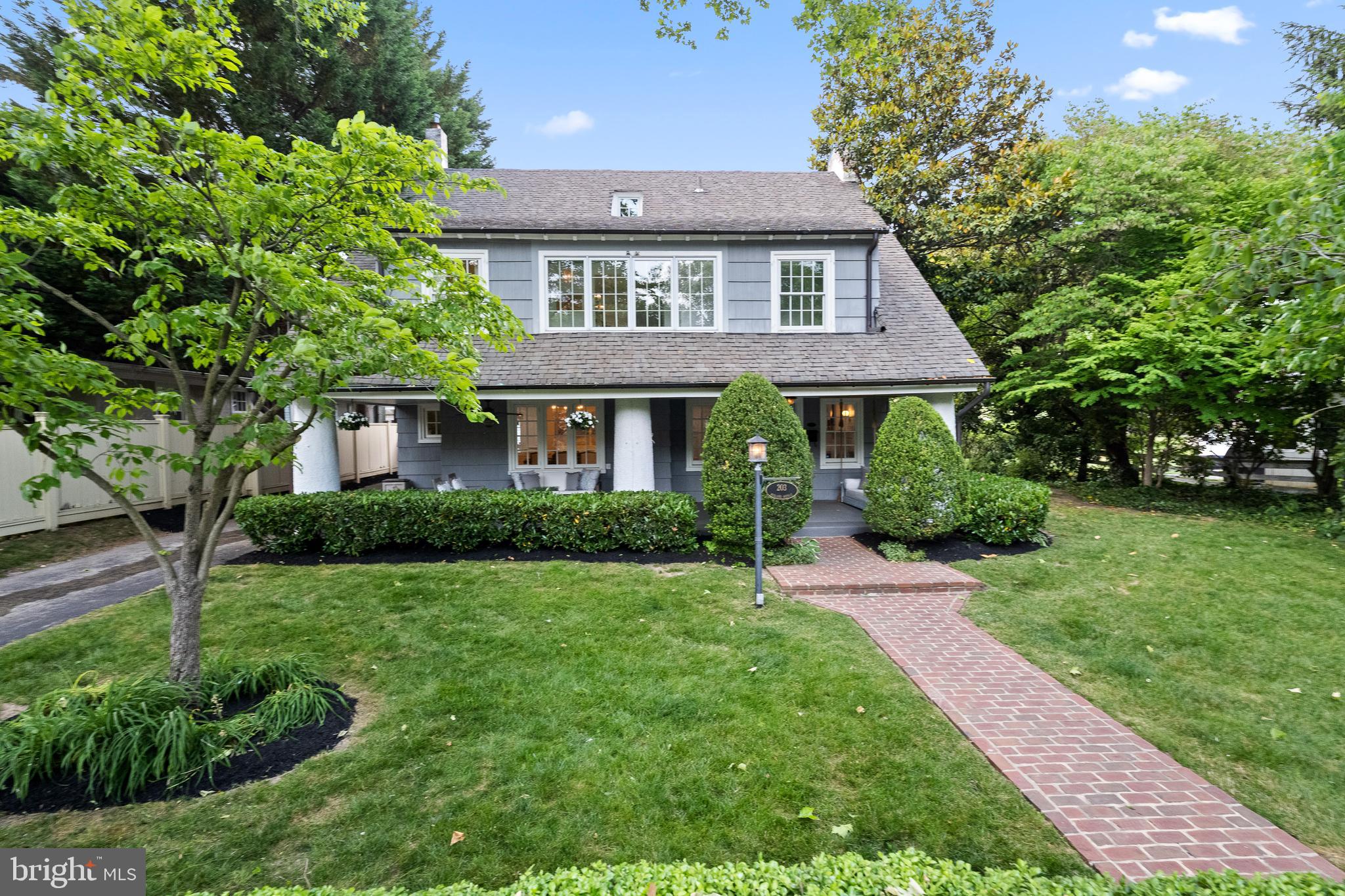 DOWNTOWN WAYNE - Residential