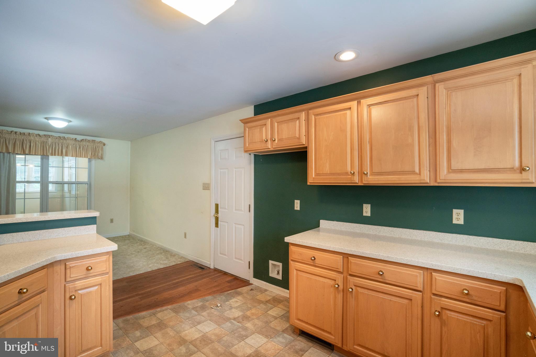 GREENLEAF MANOR - Residential