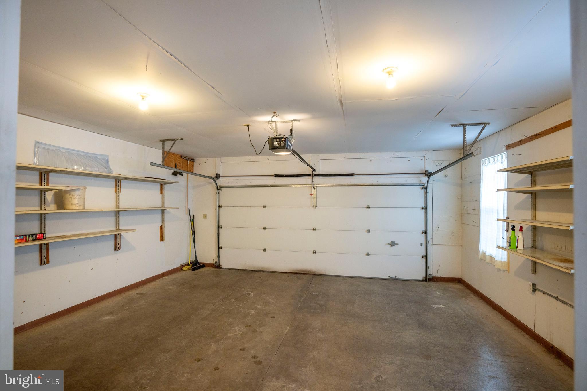 GREENLEAF MANOR - Residential