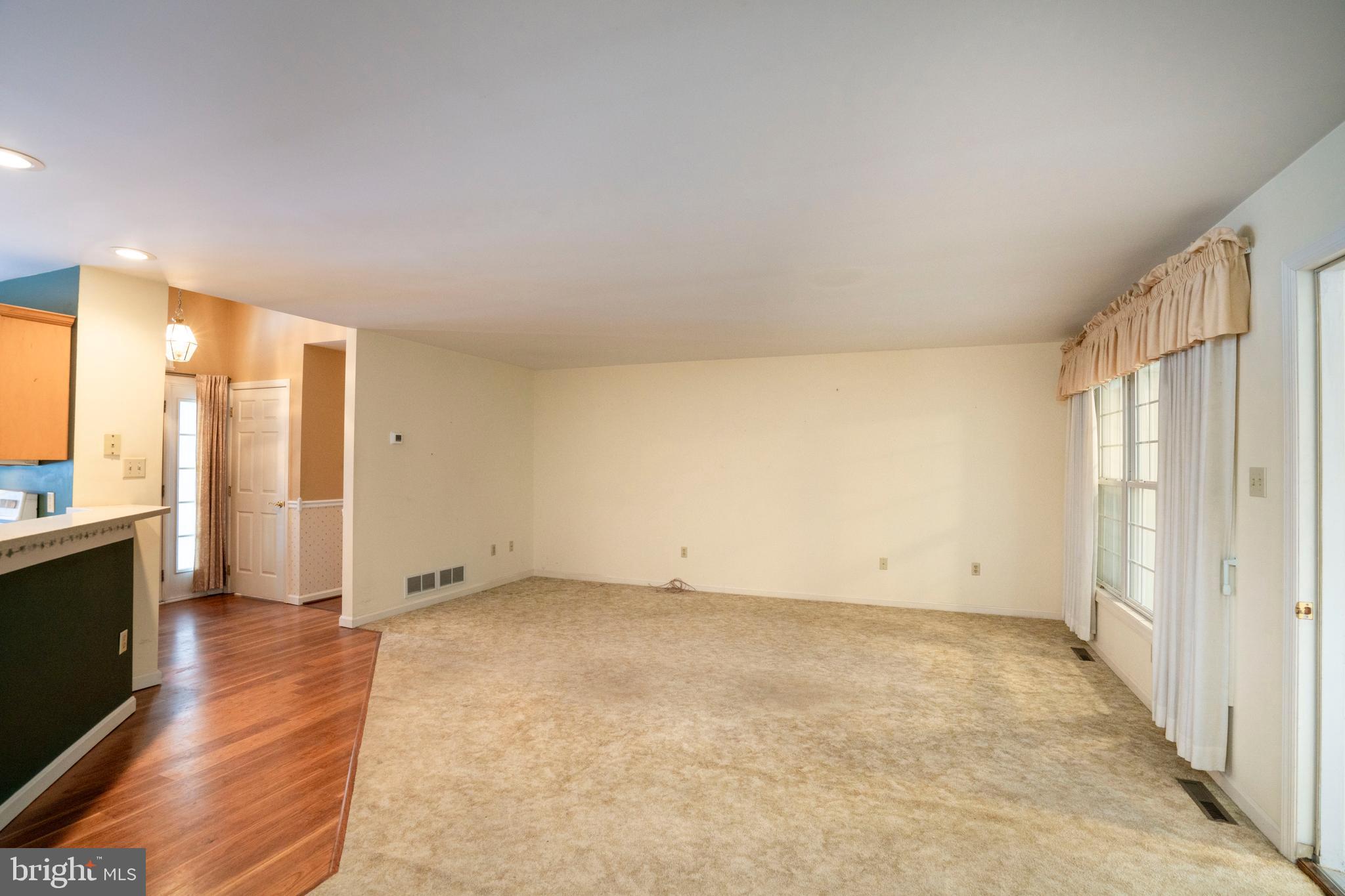 GREENLEAF MANOR - Residential