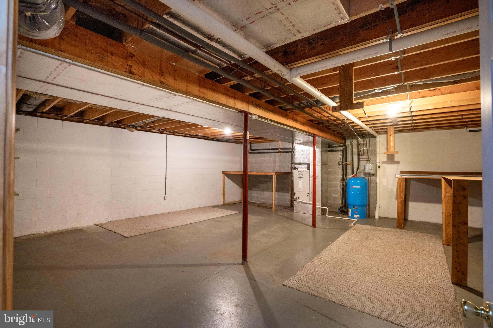 GREENLEAF MANOR - Residential