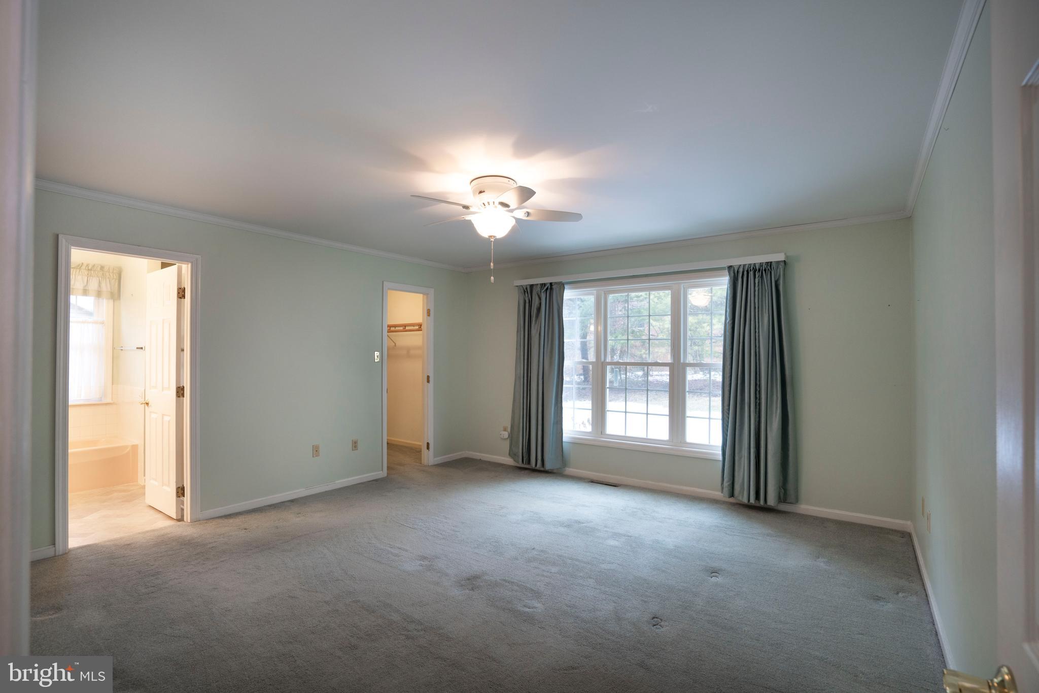 GREENLEAF MANOR - Residential