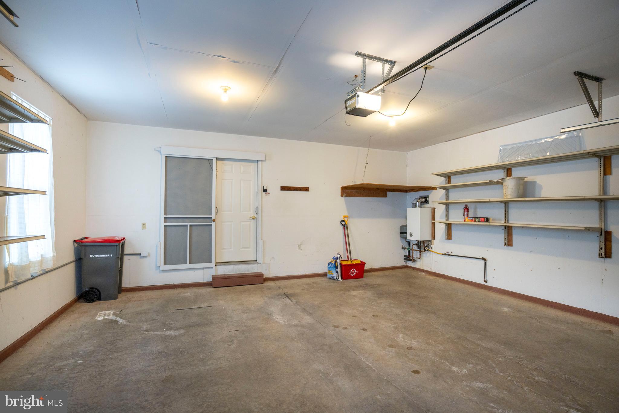 GREENLEAF MANOR - Residential